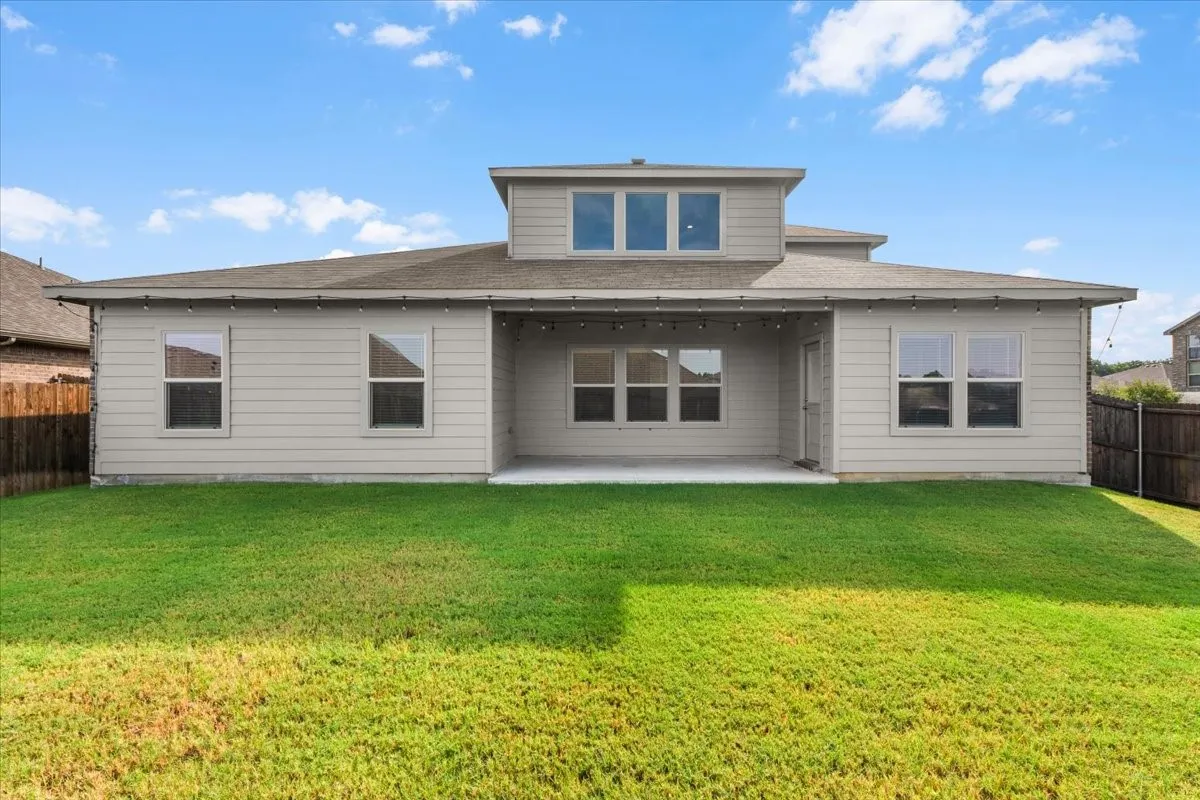 Single Family Residence For Sale in Johnson County , 344 Valentine Court, Burleson, Texas 76028, 4 Bedroom, 3 Bathroom, 2 Garage spaces, 3,057 Sqft, built in 2023, mls#21387769, Real Estate Agent in Burleson, Homes For Sale in Johnson county, Homes For Sale in Burleson, Realtor in Burleson Texas, Real Estate Brokerage Independent Realty Texas, Luminita Cordes Realtor