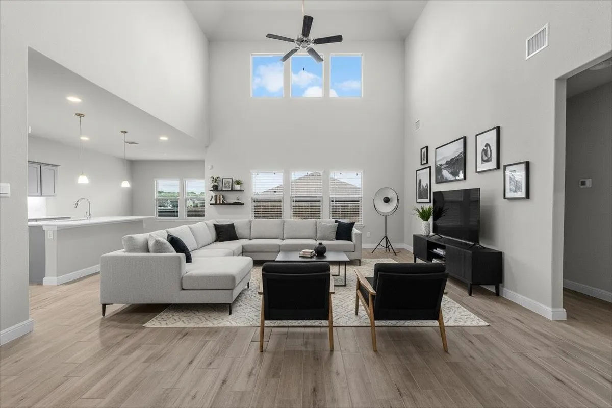 Single Family Residence For Sale in Johnson County , 344 Valentine Court, Burleson, Texas 76028, 4 Bedroom, 3 Bathroom, 2 Garage spaces, 3,057 Sqft, built in 2023, mls#21387769, Real Estate Agent in Burleson, Homes For Sale in Johnson county, Homes For Sale in Burleson, Realtor in Burleson Texas, Real Estate Brokerage Independent Realty Texas, Luminita Cordes Realtor