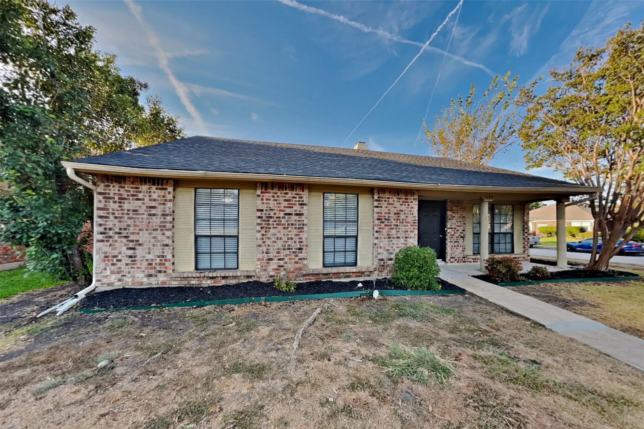 Single Family Residence For Rent in Collin County , 1528 Jabbet Drive, Plano, Texas 75025, 3 Bedroom, 2 Bathroom, 2 Garage spaces, 1,645 Sqft, built in 1984, mls#21398634, Real Estate Agent in Plano, Homes For Rent in Collin county, Homes For Rent in Plano, Realtor in Plano Texas, Real Estate Brokerage Independent Realty Texas, Luminita Cordes Realtor