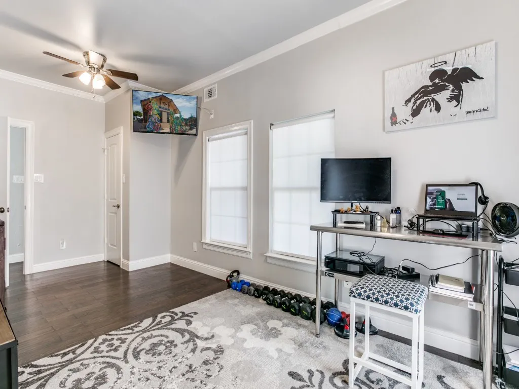 Single Family Residence For Rent in Tarrant County , 507 E Dallas Road, Grapevine, Texas 76051, 3 Bedroom, 3 Bathroom, Garage spaces, 1,832 Sqft, built in 1960, mls#21398531, Real Estate Agent in Grapevine, Homes For Rent in Tarrant county, Homes For Rent in Grapevine, Realtor in Grapevine Texas, Real Estate Brokerage Independent Realty Texas, Luminita Cordes Realtor