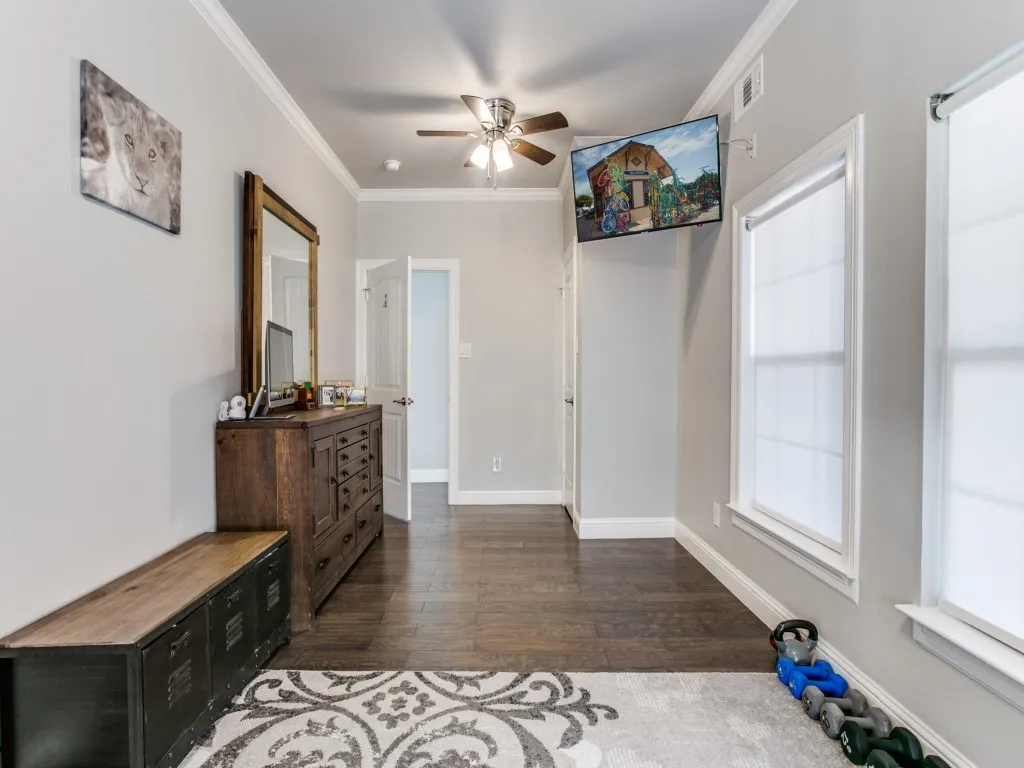 Single Family Residence For Rent in Tarrant County , 507 E Dallas Road, Grapevine, Texas 76051, 3 Bedroom, 3 Bathroom, Garage spaces, 1,832 Sqft, built in 1960, mls#21398531, Real Estate Agent in Grapevine, Homes For Rent in Tarrant county, Homes For Rent in Grapevine, Realtor in Grapevine Texas, Real Estate Brokerage Independent Realty Texas, Luminita Cordes Realtor