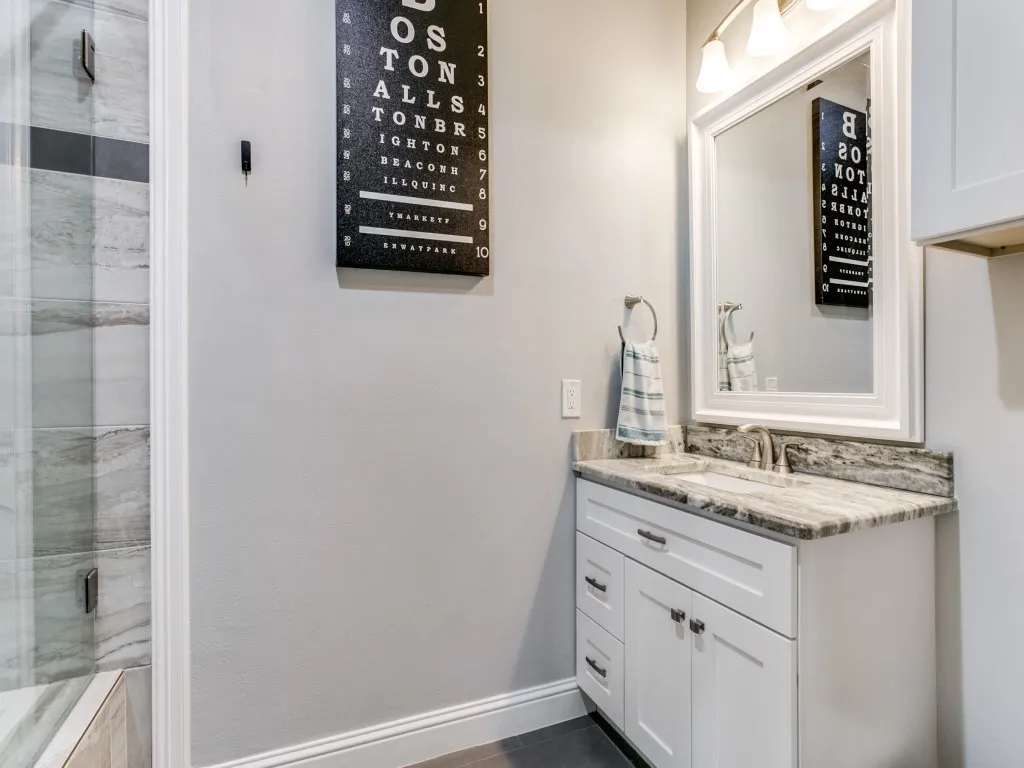 Single Family Residence For Rent in Tarrant County , 507 E Dallas Road, Grapevine, Texas 76051, 3 Bedroom, 3 Bathroom, Garage spaces, 1,832 Sqft, built in 1960, mls#21398531, Real Estate Agent in Grapevine, Homes For Rent in Tarrant county, Homes For Rent in Grapevine, Realtor in Grapevine Texas, Real Estate Brokerage Independent Realty Texas, Luminita Cordes Realtor