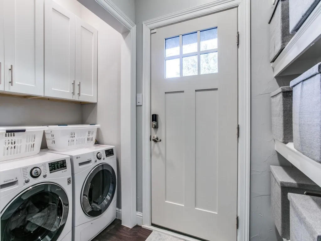 Single Family Residence For Rent in Tarrant County , 507 E Dallas Road, Grapevine, Texas 76051, 3 Bedroom, 3 Bathroom, Garage spaces, 1,832 Sqft, built in 1960, mls#21398531, Real Estate Agent in Grapevine, Homes For Rent in Tarrant county, Homes For Rent in Grapevine, Realtor in Grapevine Texas, Real Estate Brokerage Independent Realty Texas, Luminita Cordes Realtor