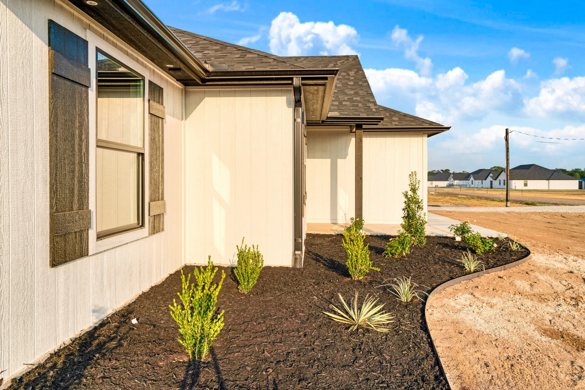 Single Family Residence For Sale in Lamar County , 27 Private Road 33039, Brookston, Texas 75421, 3 Bedroom, 2 Bathroom, 2 Garage spaces, 2,000 Sqft, built in 2026, mls#21398502, Real Estate Agent in Brookston, Homes For Sale in Lamar county, Homes For Sale in Brookston, Realtor in Brookston Texas, Real Estate Brokerage Independent Realty Texas, Luminita Cordes Realtor