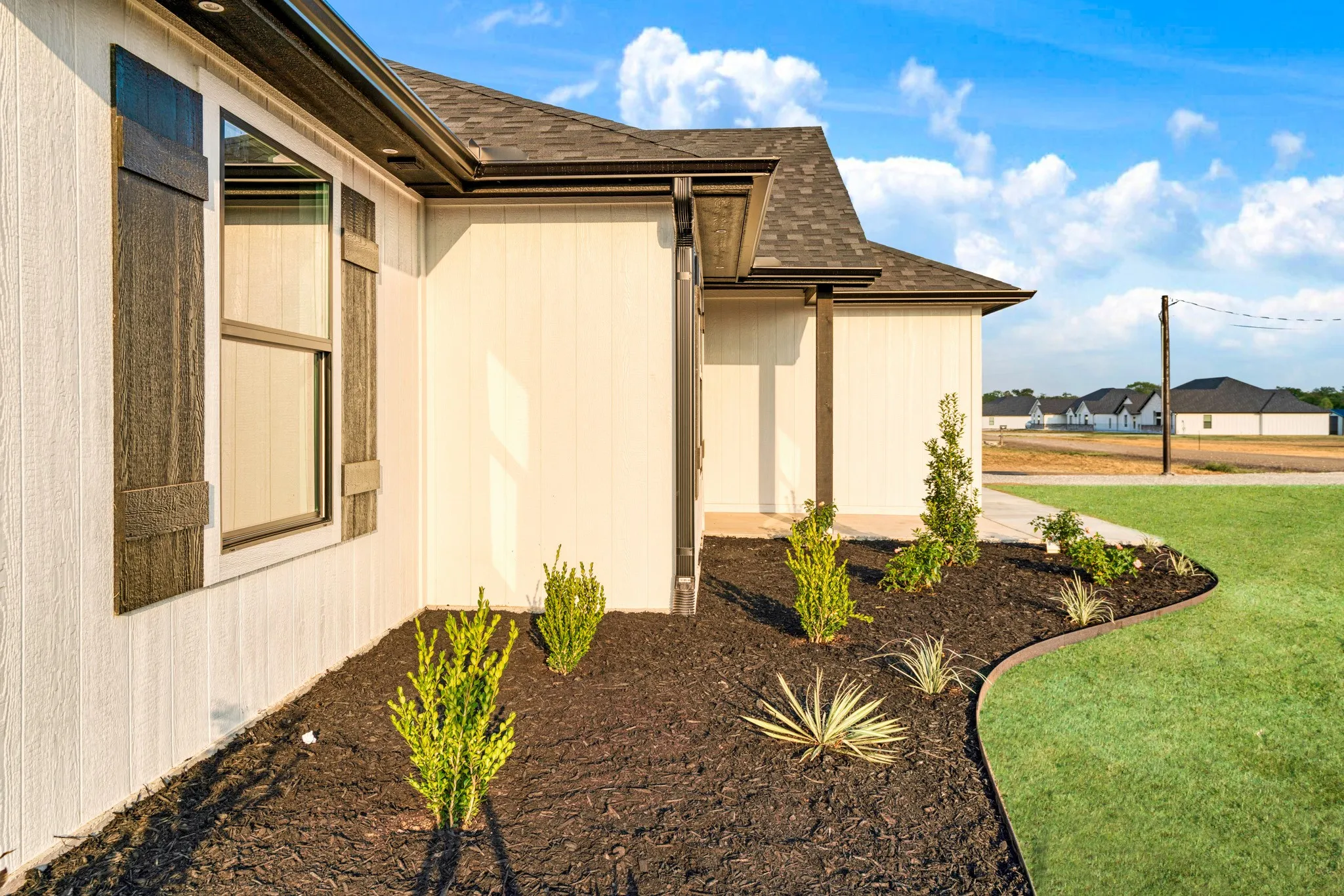 Single Family Residence For Sale in Lamar County , 27 Private Road 33039, Brookston, Texas 75421, 3 Bedroom, 2 Bathroom, 2 Garage spaces, 2,000 Sqft, built in 2026, mls#21398502, Real Estate Agent in Brookston, Homes For Sale in Lamar county, Homes For Sale in Brookston, Realtor in Brookston Texas, Real Estate Brokerage Independent Realty Texas, Luminita Cordes Realtor