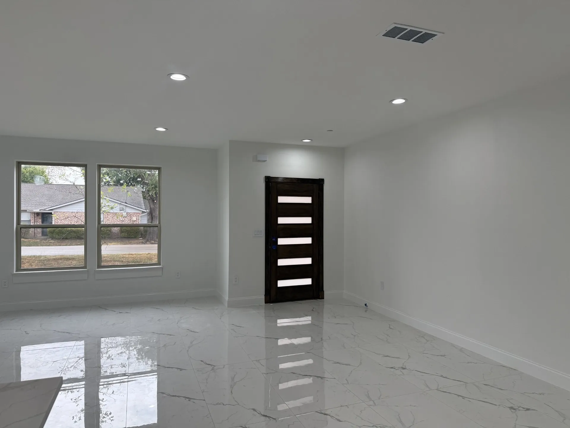 Townhouse For Rent in Dallas County , 6218 Dewitt Street, Sachse, Texas 75048, 3 Bedroom, 3 Bathroom, 2 Garage spaces, 2,006 Sqft, built in 2026, mls#21398587, Real Estate Agent in Sachse, Homes For Rent in Dallas county, Homes For Rent in Sachse, Realtor in Sachse Texas, Real Estate Brokerage Independent Realty Texas, Luminita Cordes Realtor