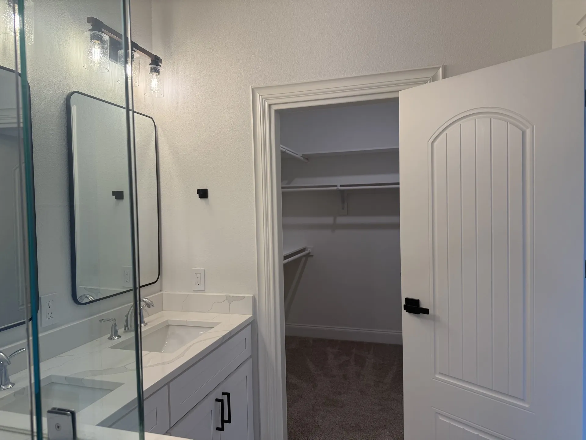 Townhouse For Rent in Dallas County , 6218 Dewitt Street, Sachse, Texas 75048, 3 Bedroom, 3 Bathroom, 2 Garage spaces, 2,006 Sqft, built in 2026, mls#21398587, Real Estate Agent in Sachse, Homes For Rent in Dallas county, Homes For Rent in Sachse, Realtor in Sachse Texas, Real Estate Brokerage Independent Realty Texas, Luminita Cordes Realtor