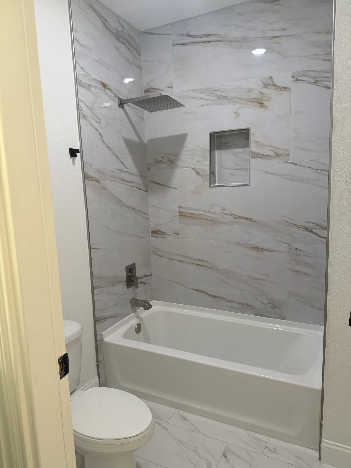 Townhouse For Rent in Dallas County , 6218 Dewitt Street, Sachse, Texas 75048, 3 Bedroom, 3 Bathroom, 2 Garage spaces, 2,006 Sqft, built in 2026, mls#21398587, Real Estate Agent in Sachse, Homes For Rent in Dallas county, Homes For Rent in Sachse, Realtor in Sachse Texas, Real Estate Brokerage Independent Realty Texas, Luminita Cordes Realtor