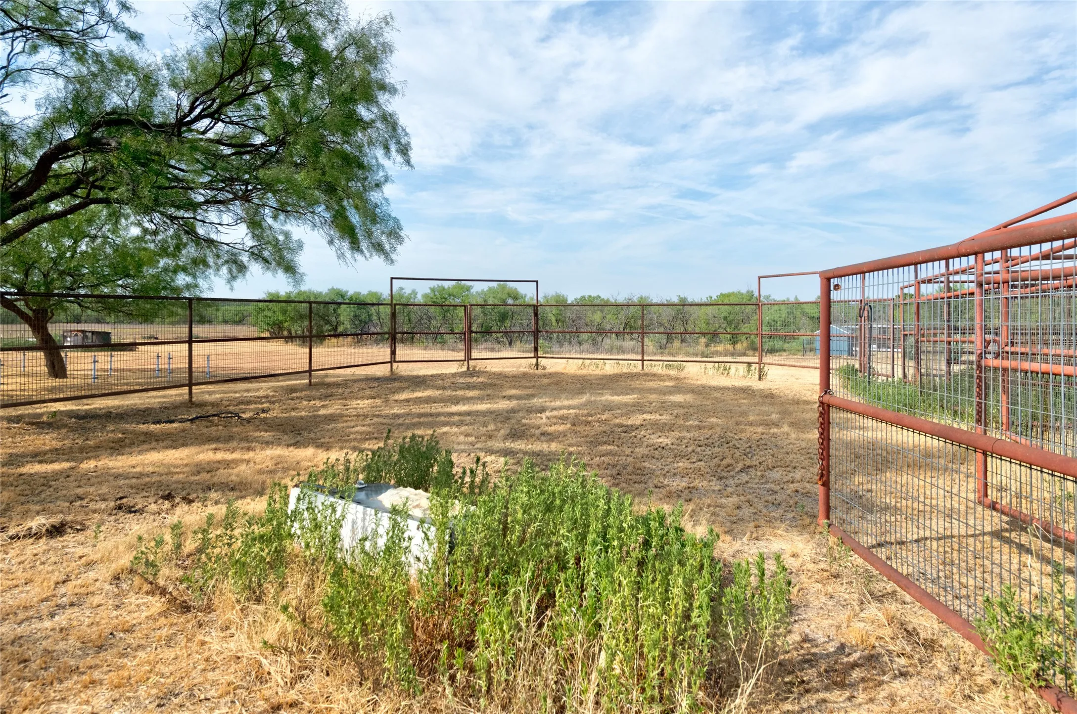 Manufactured Home For Sale in Jones County , 5143 S Fm 600, Abilene, Texas 79601, 3 Bedroom, 2 Bathroom, Garage spaces, 1,360 Sqft, built in 2023, mls#21396929, Real Estate Agent in Abilene, Homes For Sale in Jones county, Homes For Sale in Abilene, Realtor in Abilene Texas, Real Estate Brokerage Independent Realty Texas, Luminita Cordes Realtor
