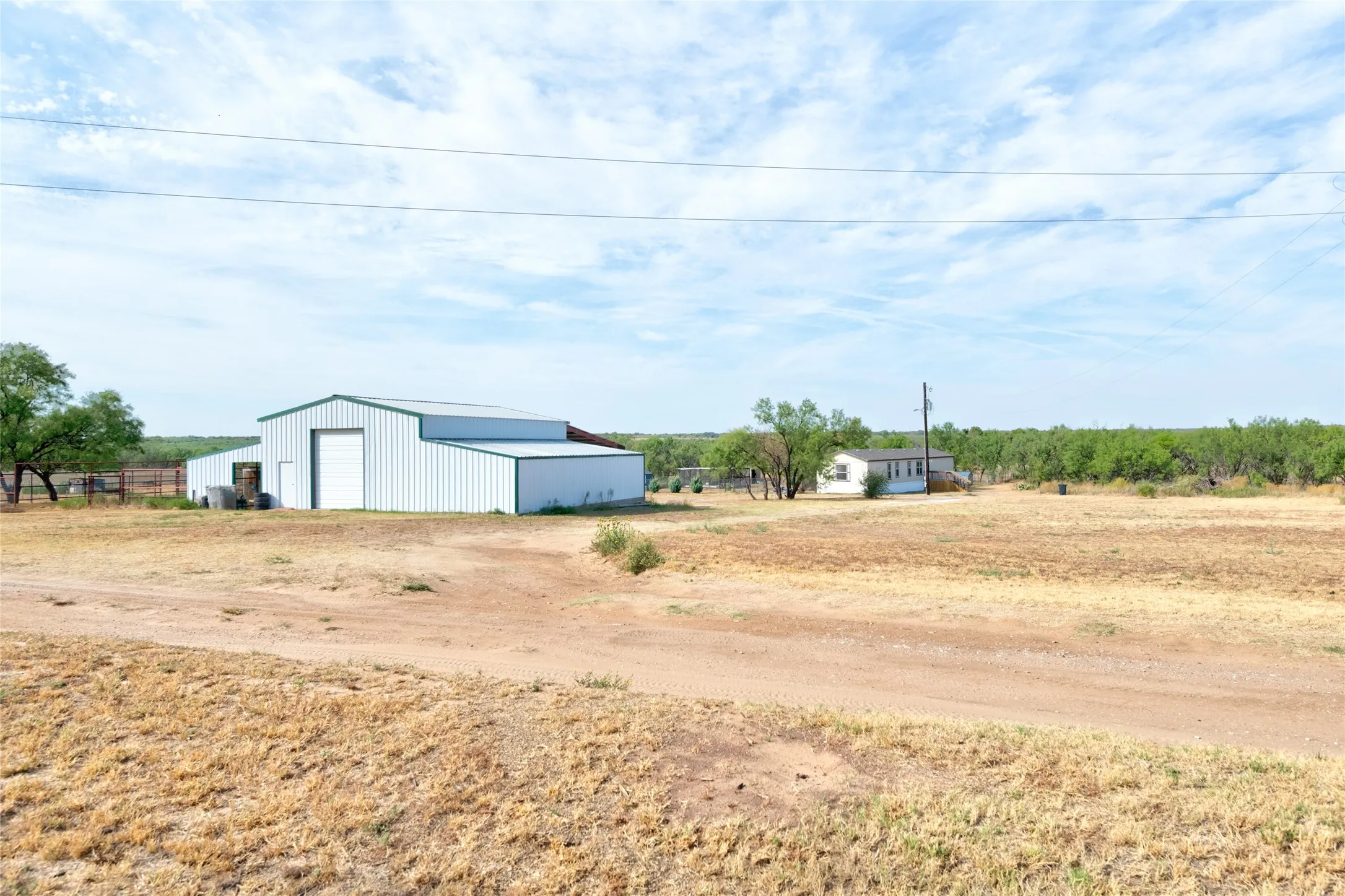 Manufactured Home For Sale in Jones County , 5143 S Fm 600, Abilene, Texas 79601, 3 Bedroom, 2 Bathroom, Garage spaces, 1,360 Sqft, built in 2023, mls#21396929, Real Estate Agent in Abilene, Homes For Sale in Jones county, Homes For Sale in Abilene, Realtor in Abilene Texas, Real Estate Brokerage Independent Realty Texas, Luminita Cordes Realtor