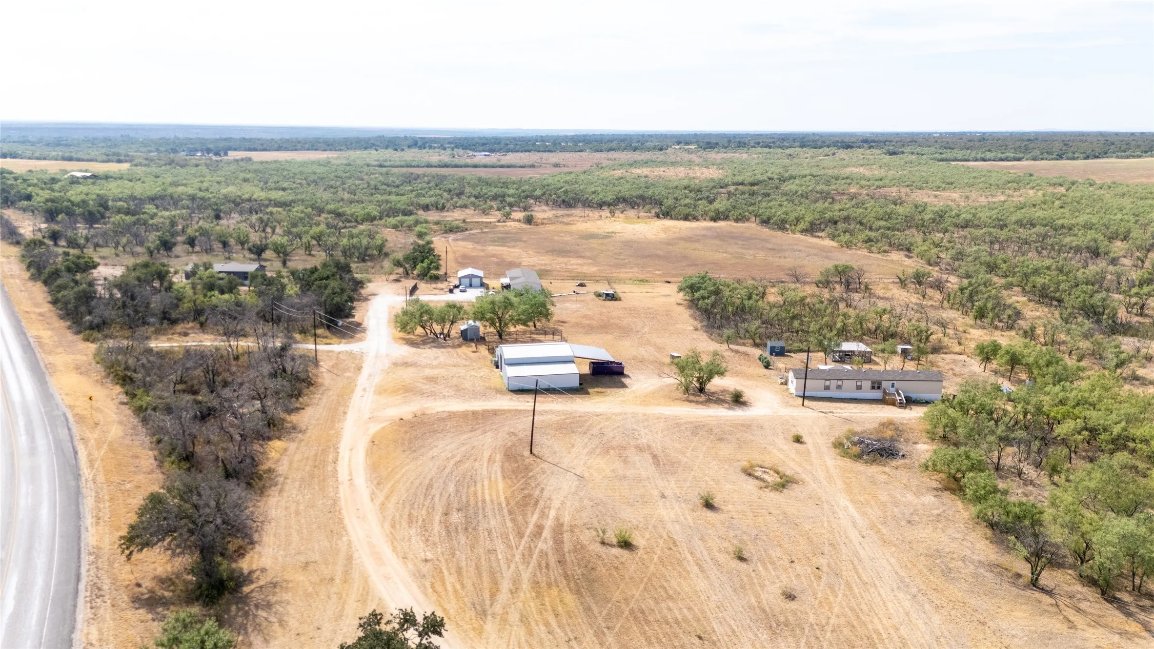 Manufactured Home For Sale in Jones County , 5143 S Fm 600, Abilene, Texas 79601, 3 Bedroom, 2 Bathroom, Garage spaces, 1,360 Sqft, built in 2023, mls#21396929, Real Estate Agent in Abilene, Homes For Sale in Jones county, Homes For Sale in Abilene, Realtor in Abilene Texas, Real Estate Brokerage Independent Realty Texas, Luminita Cordes Realtor
