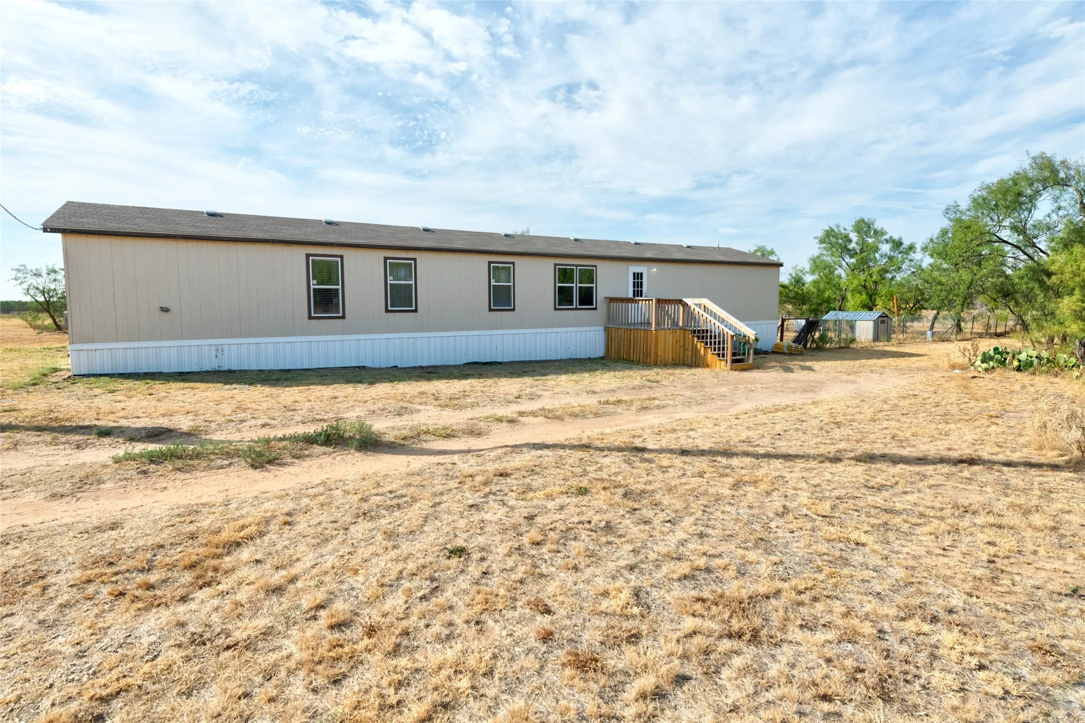 Manufactured Home For Sale in Jones County , 5143 S Fm 600, Abilene, Texas 79601, 3 Bedroom, 2 Bathroom, Garage spaces, 1,360 Sqft, built in 2023, mls#21396929, Real Estate Agent in Abilene, Homes For Sale in Jones county, Homes For Sale in Abilene, Realtor in Abilene Texas, Real Estate Brokerage Independent Realty Texas, Luminita Cordes Realtor