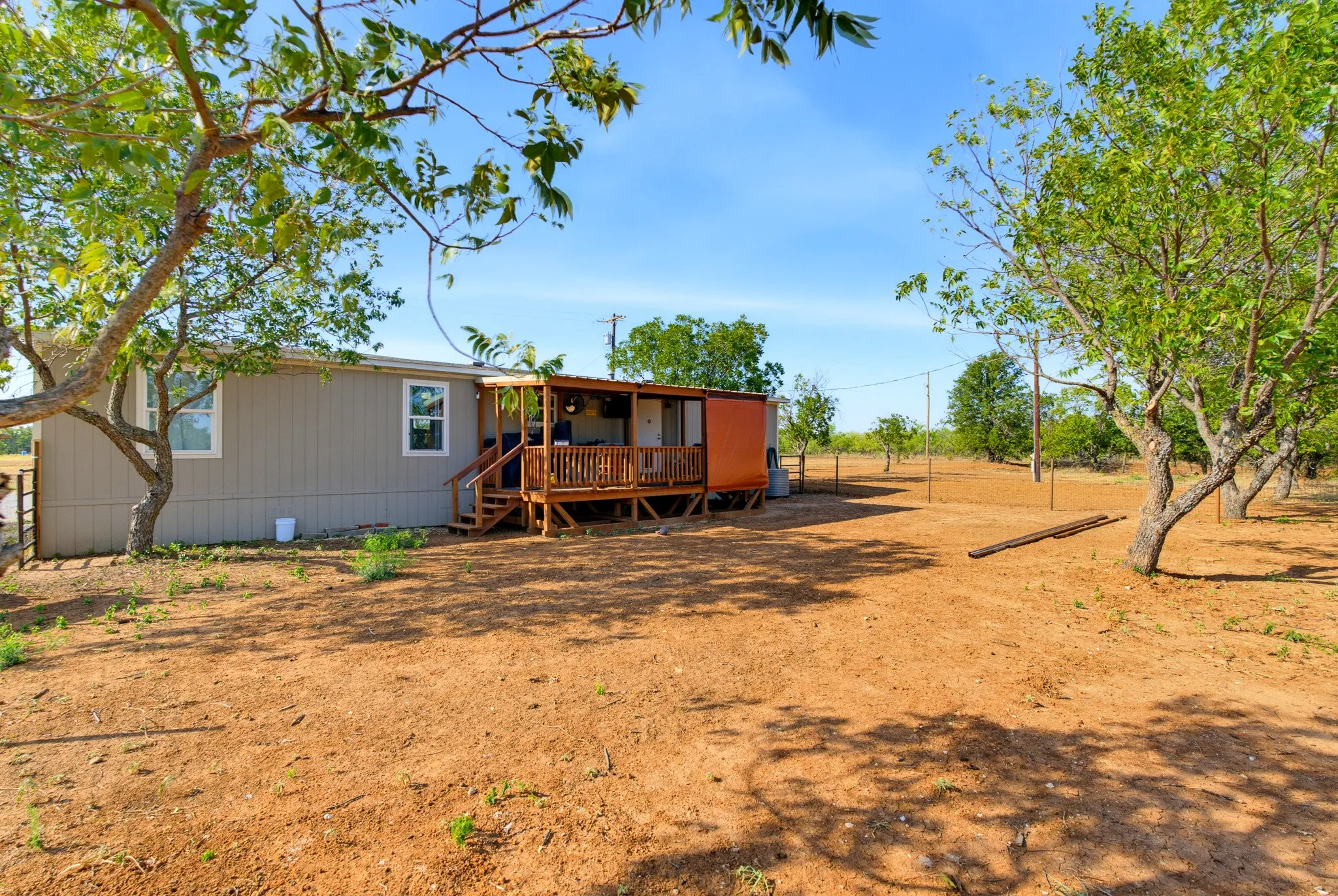 Manufactured Home For Sale in Callahan County , 6189 Private Road 2752, Clyde, Texas 79510, 3 Bedroom, 2 Bathroom, Garage spaces, 1,456 Sqft, built in 2017, mls#21397932, Real Estate Agent in Clyde, Homes For Sale in Callahan county, Homes For Sale in Clyde, Realtor in Clyde Texas, Real Estate Brokerage Independent Realty Texas, Luminita Cordes Realtor