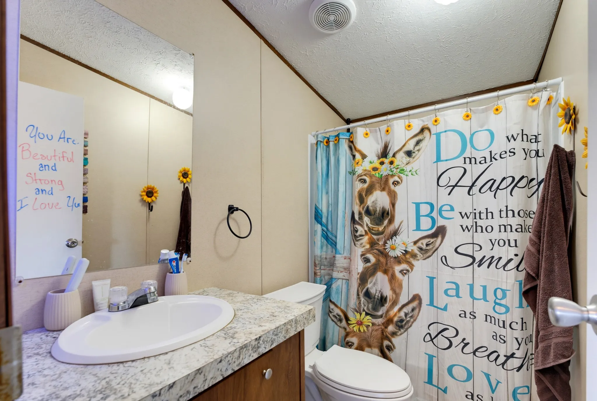 Manufactured Home For Sale in Callahan County , 6189 Private Road 2752, Clyde, Texas 79510, 3 Bedroom, 2 Bathroom, Garage spaces, 1,456 Sqft, built in 2017, mls#21397932, Real Estate Agent in Clyde, Homes For Sale in Callahan county, Homes For Sale in Clyde, Realtor in Clyde Texas, Real Estate Brokerage Independent Realty Texas, Luminita Cordes Realtor