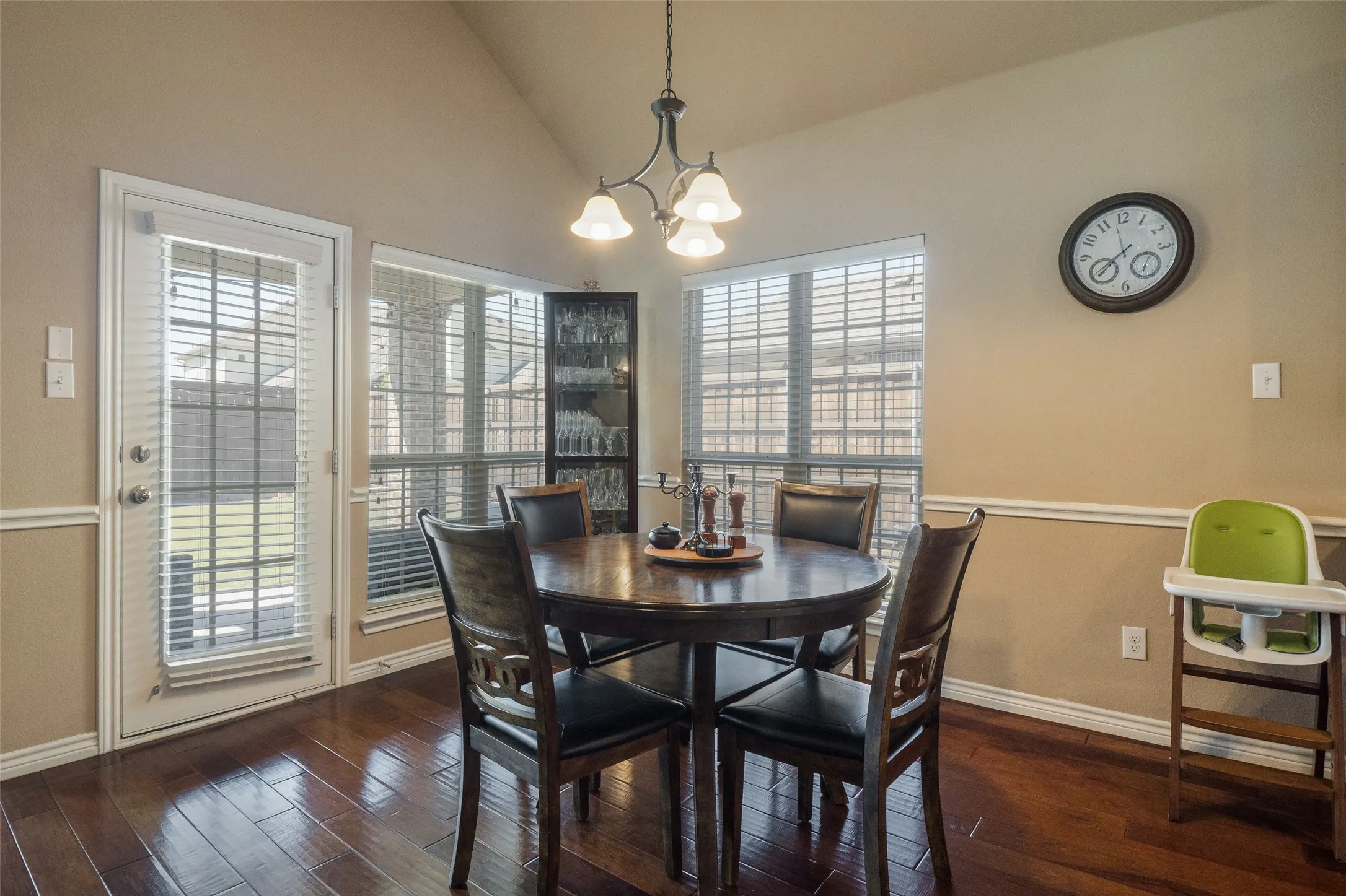 Breakfast nook