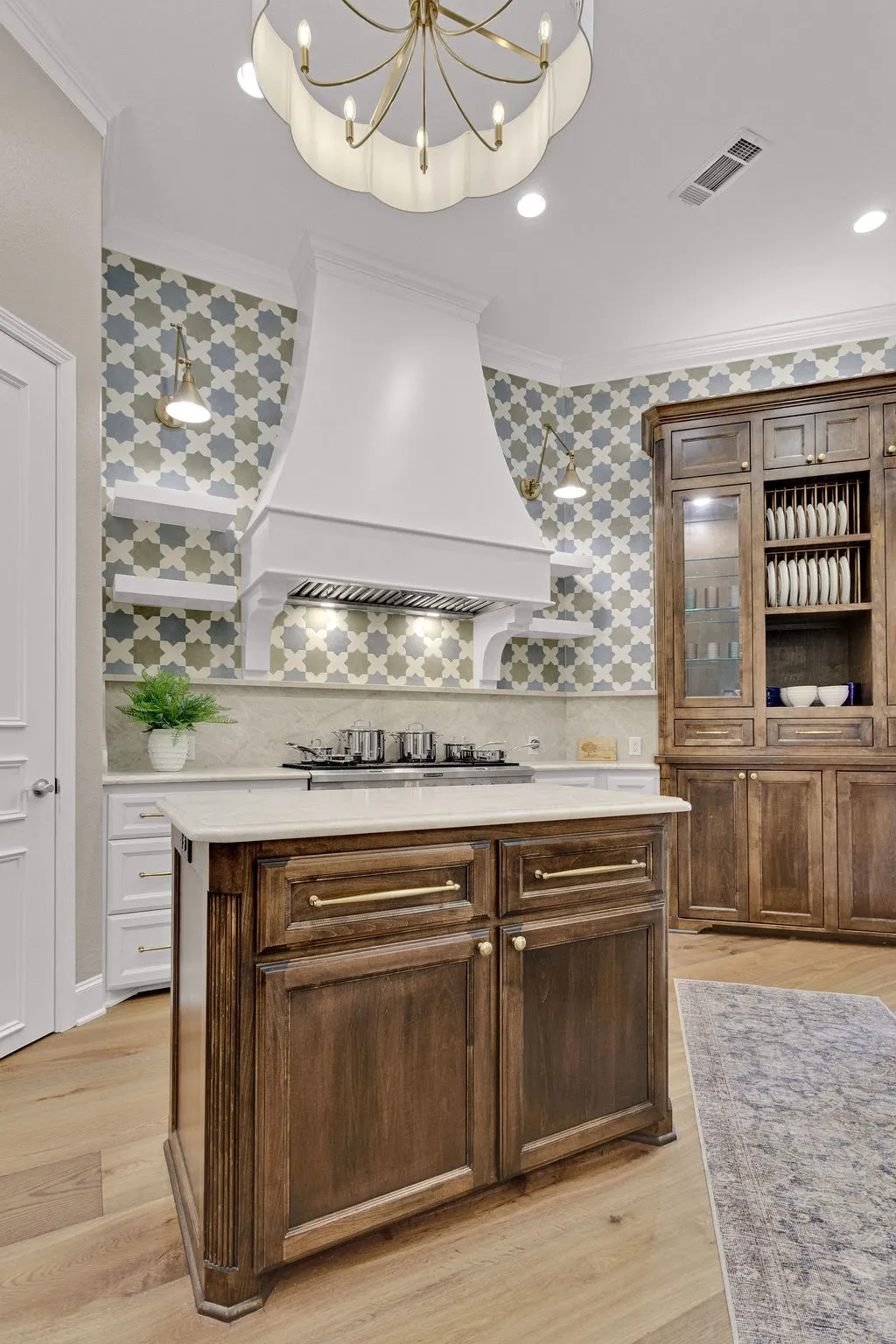 Condominium For Sale in Smith County , 3367 Cascades Blvd., 128, Tyler, Texas 75709, 4 Bedroom, 4 Bathroom, Garage spaces, 2,332 Sqft, built in 2008, mls#21398724, Real Estate Agent in Tyler, Homes For Sale in Smith county, Homes For Sale in Tyler, Realtor in Tyler Texas, Real Estate Brokerage Independent Realty Texas, Luminita Cordes Realtor