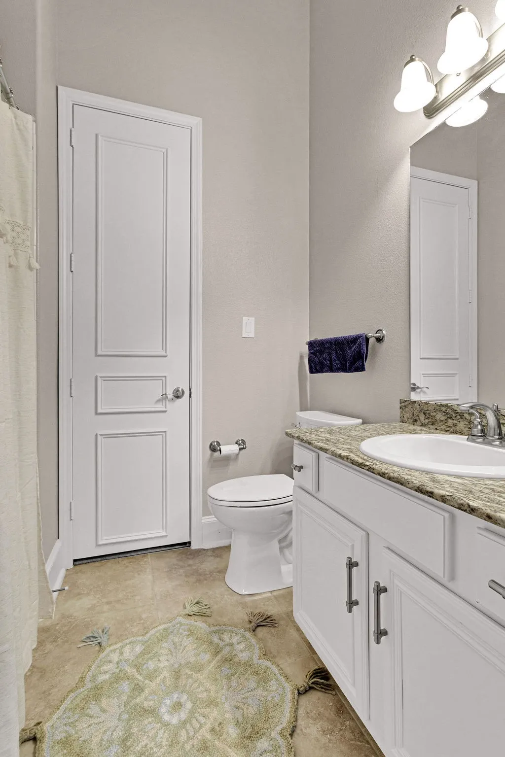 Condominium For Sale in Smith County , 3367 Cascades Blvd., 128, Tyler, Texas 75709, 4 Bedroom, 4 Bathroom, Garage spaces, 2,332 Sqft, built in 2008, mls#21398724, Real Estate Agent in Tyler, Homes For Sale in Smith county, Homes For Sale in Tyler, Realtor in Tyler Texas, Real Estate Brokerage Independent Realty Texas, Luminita Cordes Realtor