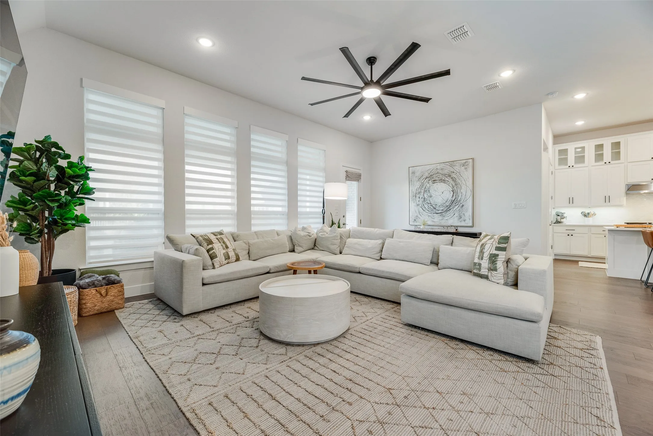 Single Family Residence For Sale in Denton County , 130 Craigmore Drive, Argyle, Texas 76226, 3 Bedroom, 4 Bathroom, 3 Garage spaces, 3,027 Sqft, built in 2021, mls#21398638, Real Estate Agent in Argyle, Homes For Sale in Denton county, Homes For Sale in Argyle, Realtor in Argyle Texas, Real Estate Brokerage Independent Realty Texas, Luminita Cordes Realtor