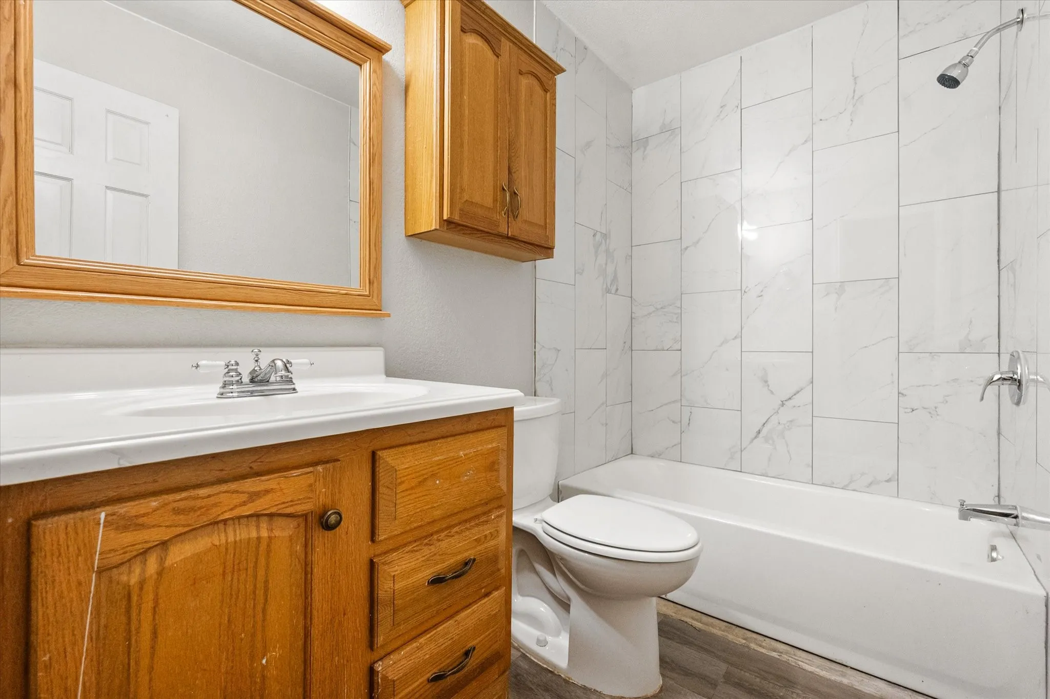 Single Family Residence For Rent in Tarrant County , 1217 Hidden Creek Drive, Mansfield, Texas 76063, 3 Bedroom, 2 Bathroom, 2 Garage spaces, 1,388 Sqft, built in 1987, mls#21398722, Real Estate Agent in Mansfield, Homes For Rent in Tarrant county, Homes For Rent in Mansfield, Realtor in Mansfield Texas, Real Estate Brokerage Independent Realty Texas, Luminita Cordes Realtor