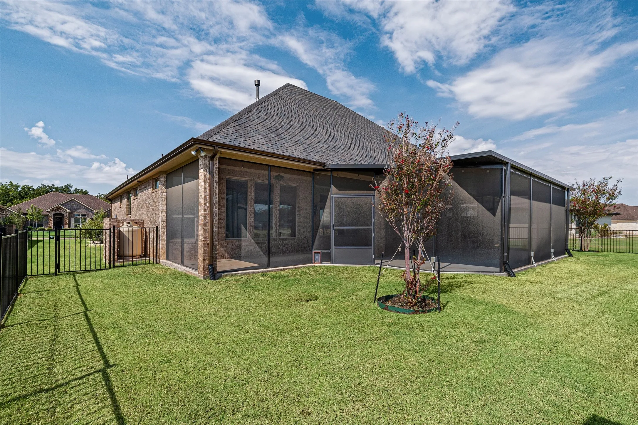 Single Family Residence For Sale in Hood County , 6341 Weatherby Road, Granbury, Texas 76049, 3 Bedroom, 2 Bathroom, 3 Garage spaces, 2,651 Sqft, built in 2018, mls#21397512, Real Estate Agent in Granbury, Homes For Sale in Hood county, Homes For Sale in Granbury, Realtor in Granbury Texas, Real Estate Brokerage Independent Realty Texas, Luminita Cordes Realtor