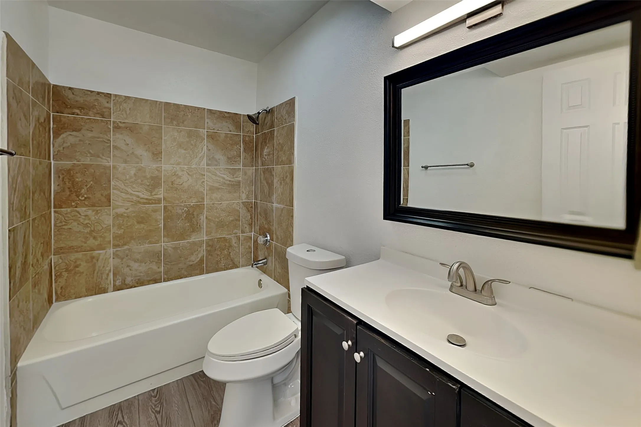 Single Family Residence For Rent in Dallas County , 420 Dollins Street, Cedar Hill, Texas 75104, 2 Bedroom, 1 Bathroom, Garage spaces, 1,004 Sqft, built in 1984, mls#21398399, Real Estate Agent in Cedar Hill, Homes For Rent in Dallas county, Homes For Rent in Cedar Hill, Realtor in Cedar Hill Texas, Real Estate Brokerage Independent Realty Texas, Luminita Cordes Realtor