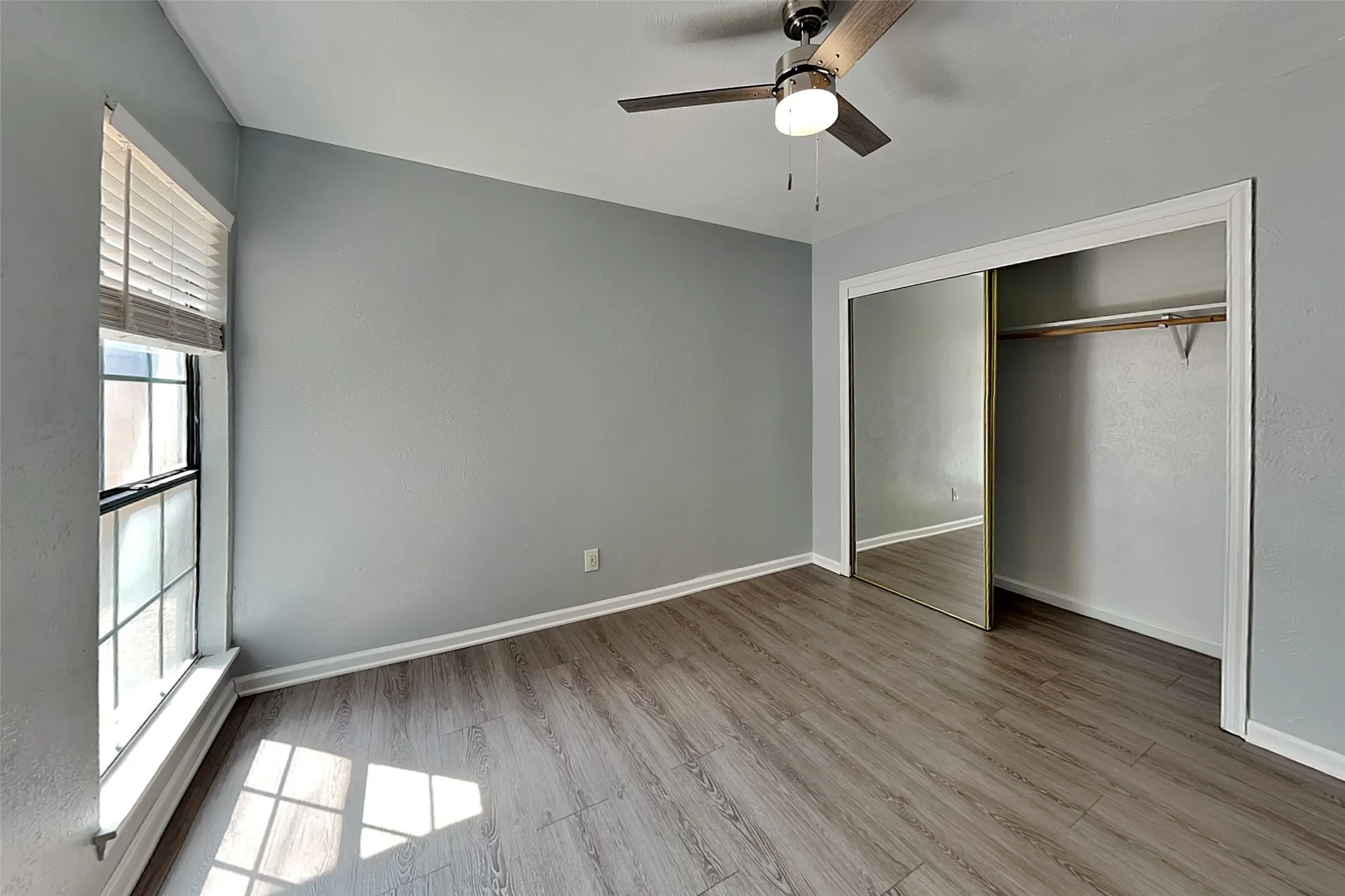Single Family Residence For Rent in Dallas County , 420 Dollins Street, Cedar Hill, Texas 75104, 2 Bedroom, 1 Bathroom, Garage spaces, 1,004 Sqft, built in 1984, mls#21398399, Real Estate Agent in Cedar Hill, Homes For Rent in Dallas county, Homes For Rent in Cedar Hill, Realtor in Cedar Hill Texas, Real Estate Brokerage Independent Realty Texas, Luminita Cordes Realtor