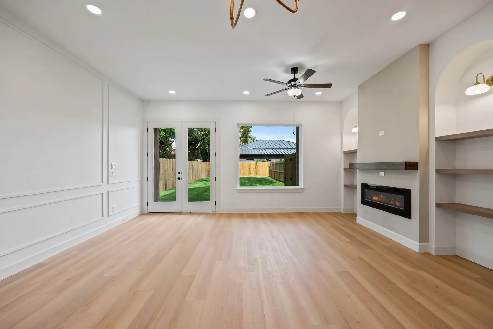 Single Family Residence For Sale in Dallas County , 1641 Faye Street, Dallas, Texas 75215, 3 Bedroom, 3 Bathroom, 2 Garage spaces, 1,768 Sqft, built in 2026, mls#21398618, Real Estate Agent in Dallas, Homes For Sale in Dallas county, Homes For Sale in Dallas, Realtor in Dallas Texas, Real Estate Brokerage Independent Realty Texas, Luminita Cordes Realtor