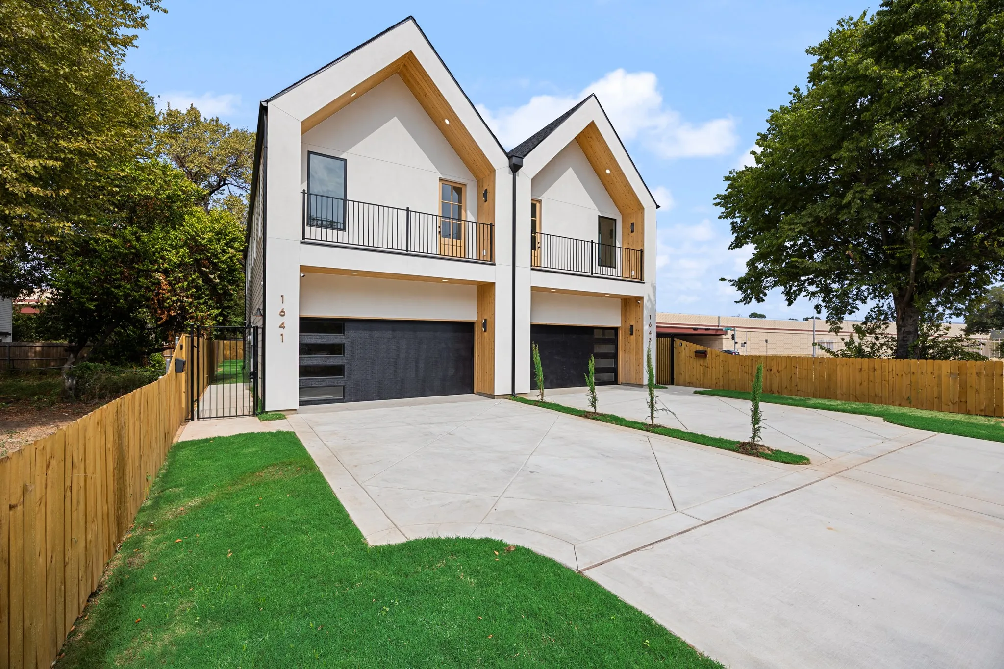 Single Family Residence For Sale in Dallas County , 1641 Faye Street, Dallas, Texas 75215, 3 Bedroom, 3 Bathroom, 2 Garage spaces, 1,768 Sqft, built in 2026, mls#21398618, Real Estate Agent in Dallas, Homes For Sale in Dallas county, Homes For Sale in Dallas, Realtor in Dallas Texas, Real Estate Brokerage Independent Realty Texas, Luminita Cordes Realtor