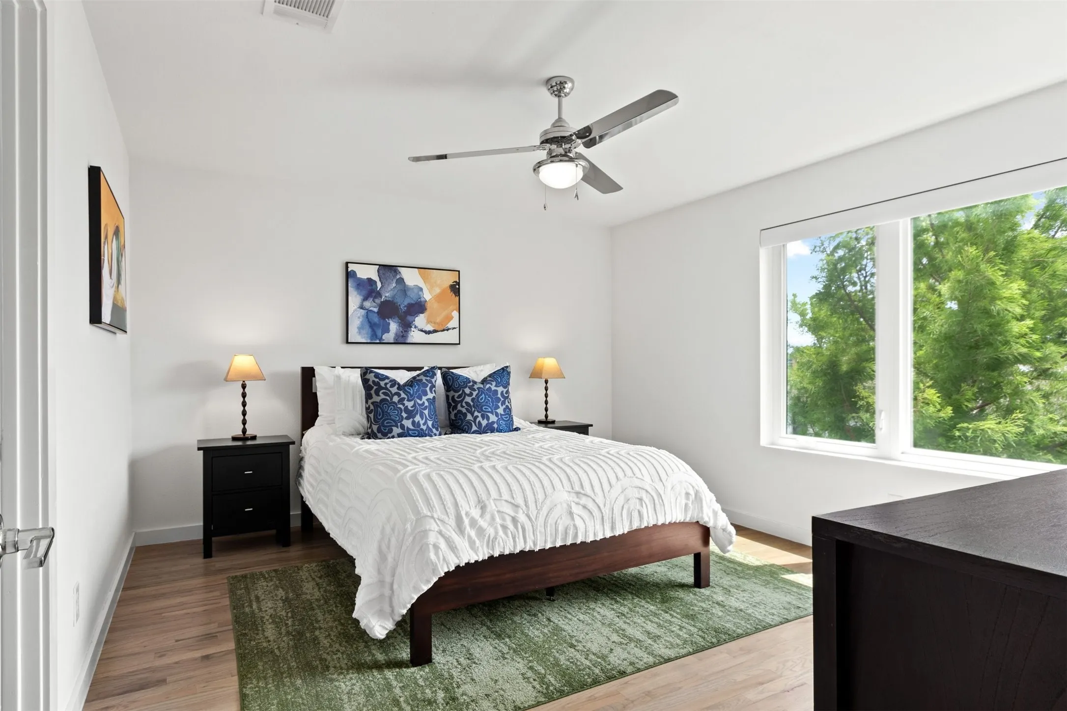 Condominium For Sale in Dallas County , 1430 Grigsby Avenue 103, Dallas, Texas 75204, 2 Bedroom, 3 Bathroom, 2 Garage spaces, 1,558 Sqft, built in 2017, mls#21398761, Real Estate Agent in Dallas, Homes For Sale in Dallas county, Homes For Sale in Dallas, Realtor in Dallas Texas, Real Estate Brokerage Independent Realty Texas, Luminita Cordes Realtor
