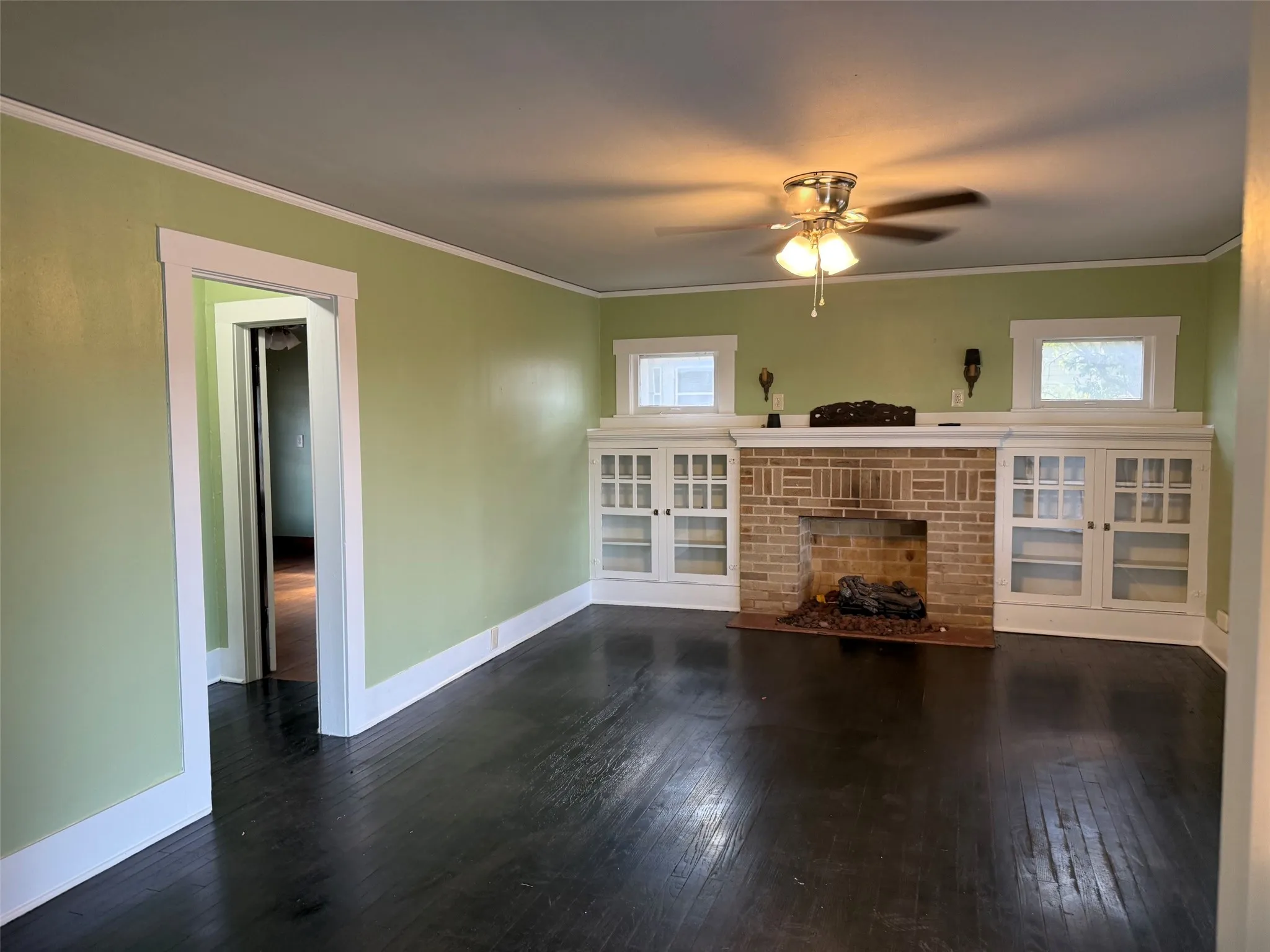 Apartment For Sale in Montague County , 213 Rock Street, Bowie, Texas 76230, 2 Bedroom, 1 Bathroom, Garage spaces, 1,675 Sqft, built in 1934, mls#21398767, Real Estate Agent in Bowie, Homes For Sale in Montague county, Homes For Sale in Bowie, Realtor in Bowie Texas, Real Estate Brokerage Independent Realty Texas, Luminita Cordes Realtor