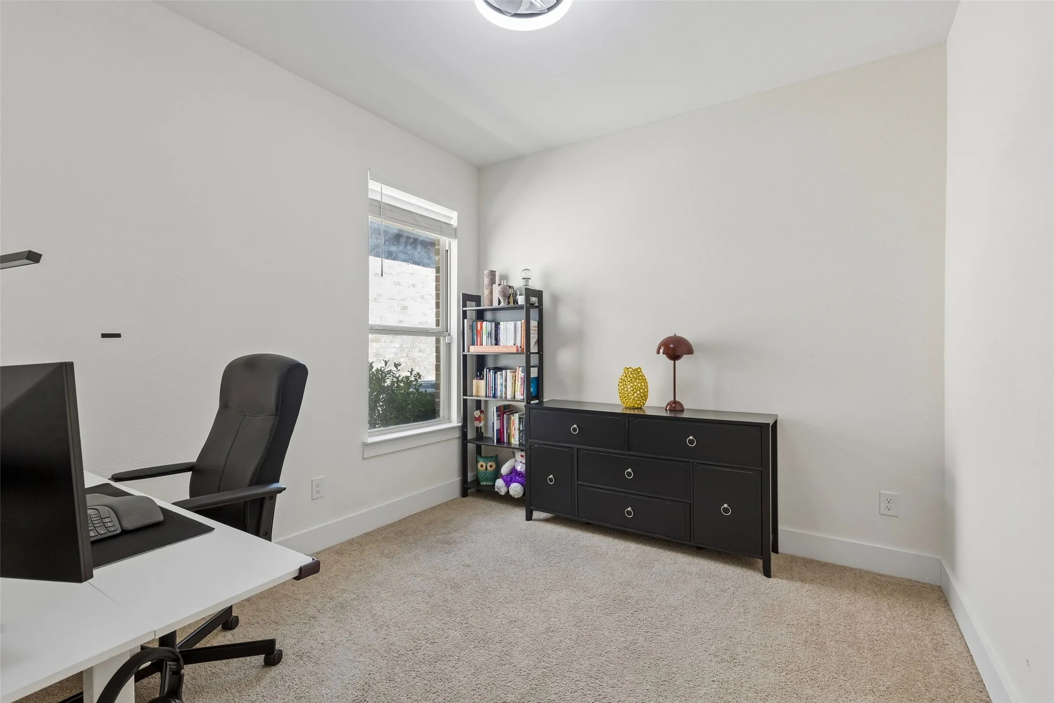 Single Family Residence For Sale in Denton County , 1212 Upland Dove Drive, Little Elm, Texas 75068, 4 Bedroom, 3 Bathroom, 2 Garage spaces, 2,532 Sqft, built in 2021, mls#21380946, Real Estate Agent in Little Elm, Homes For Sale in Denton county, Homes For Sale in Little Elm, Realtor in Little Elm Texas, Real Estate Brokerage Independent Realty Texas, Luminita Cordes Realtor