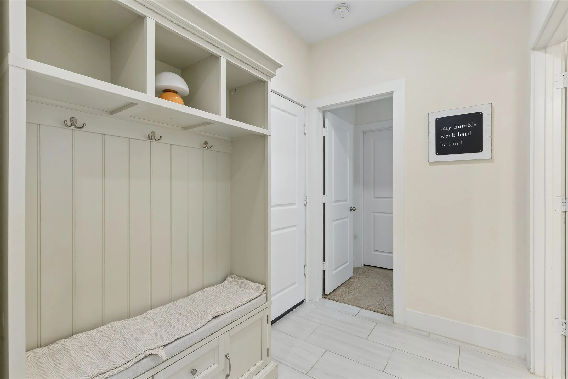 Single Family Residence For Sale in Denton County , 1212 Upland Dove Drive, Little Elm, Texas 75068, 4 Bedroom, 3 Bathroom, 2 Garage spaces, 2,532 Sqft, built in 2021, mls#21380946, Real Estate Agent in Little Elm, Homes For Sale in Denton county, Homes For Sale in Little Elm, Realtor in Little Elm Texas, Real Estate Brokerage Independent Realty Texas, Luminita Cordes Realtor