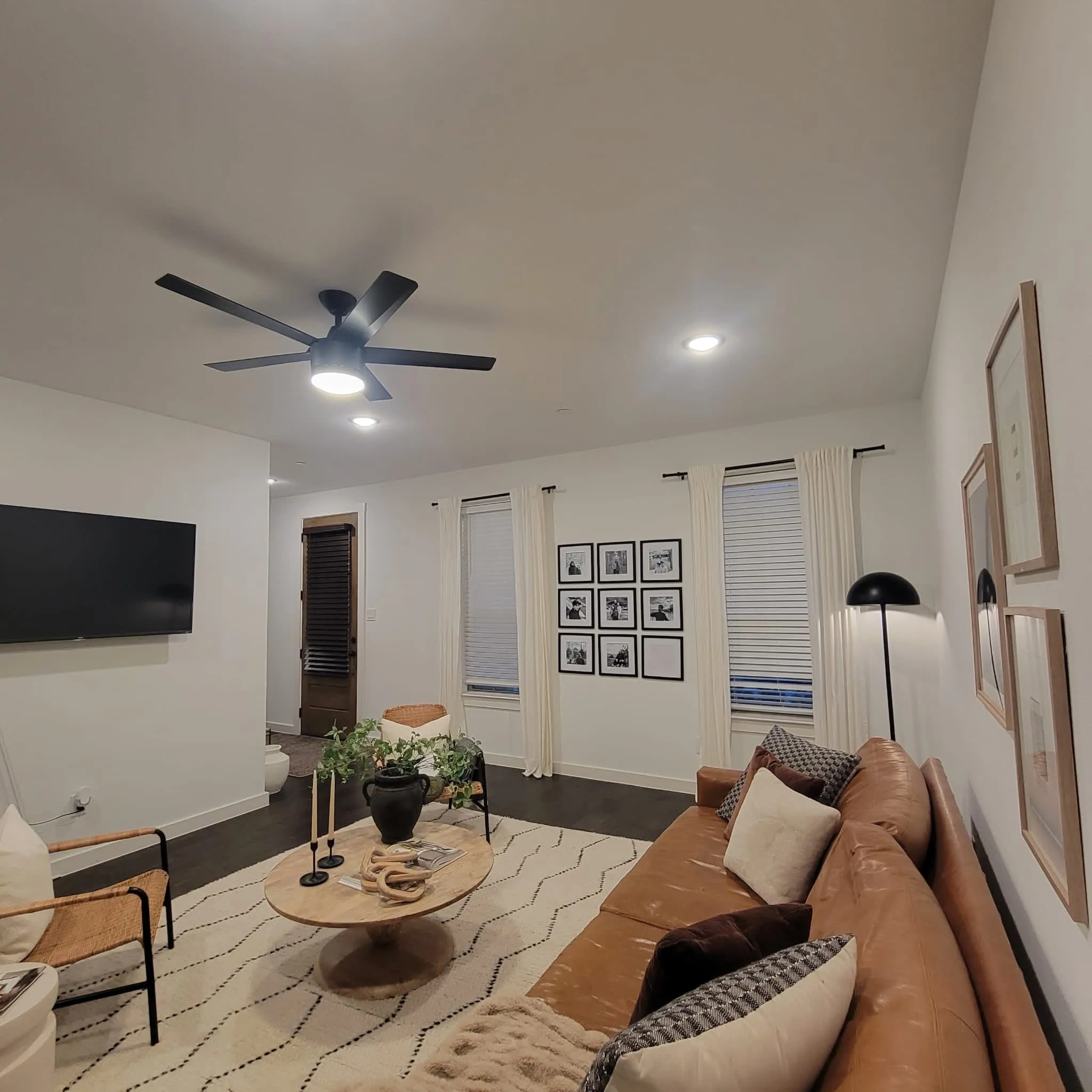Townhouse For Rent in Collin County , 4861 Ellie Lane, Fairview, Texas 75069, 3 Bedroom, 3 Bathroom, 2 Garage spaces, 2,070 Sqft, built in 2019, mls#21397093, Real Estate Agent in Fairview, Homes For Rent in Collin county, Homes For Rent in Fairview, Realtor in Fairview Texas, Real Estate Brokerage Independent Realty Texas, Luminita Cordes Realtor