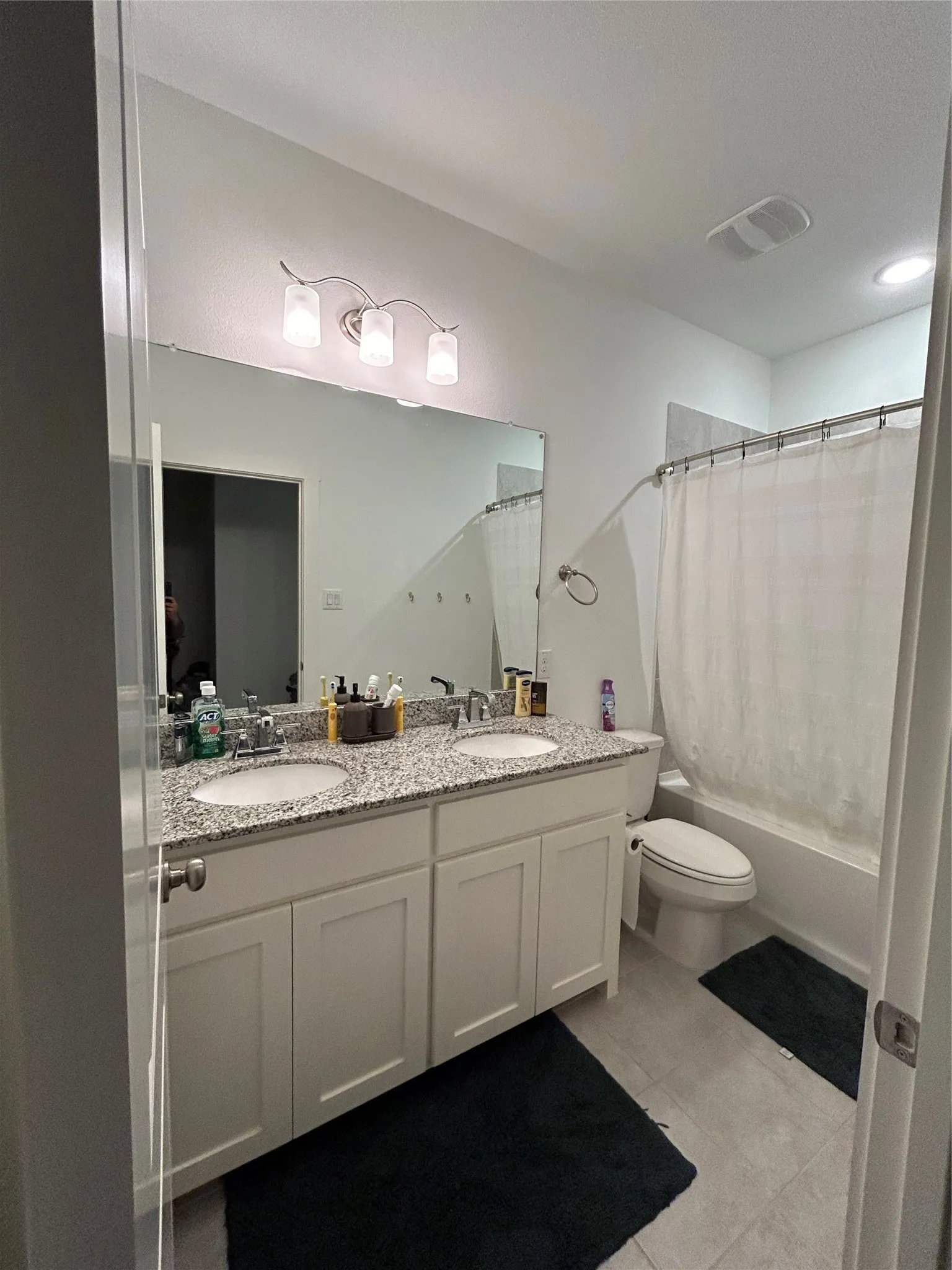 Townhouse For Rent in Collin County , 4861 Ellie Lane, Fairview, Texas 75069, 3 Bedroom, 3 Bathroom, 2 Garage spaces, 2,070 Sqft, built in 2019, mls#21397093, Real Estate Agent in Fairview, Homes For Rent in Collin county, Homes For Rent in Fairview, Realtor in Fairview Texas, Real Estate Brokerage Independent Realty Texas, Luminita Cordes Realtor