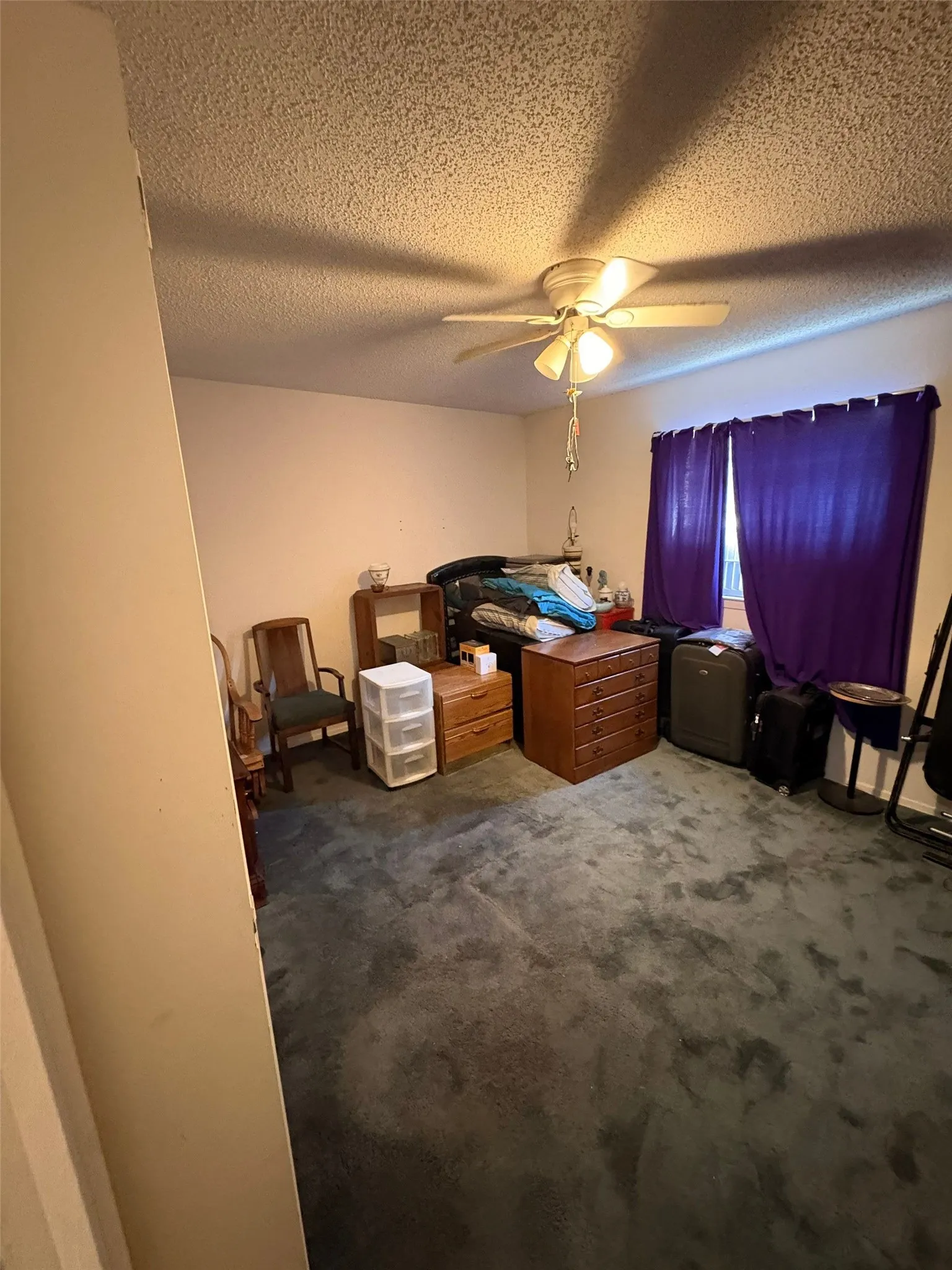 Single Family Residence For Sale in Tarrant County , 321 Quail Creek Drive, Crowley, Texas 76036, 3 Bedroom, 2 Bathroom, 2 Garage spaces, 1,650 Sqft, built in 1972, mls#21398764, Real Estate Agent in Crowley, Homes For Sale in Tarrant county, Homes For Sale in Crowley, Realtor in Crowley Texas, Real Estate Brokerage Independent Realty Texas, Luminita Cordes Realtor