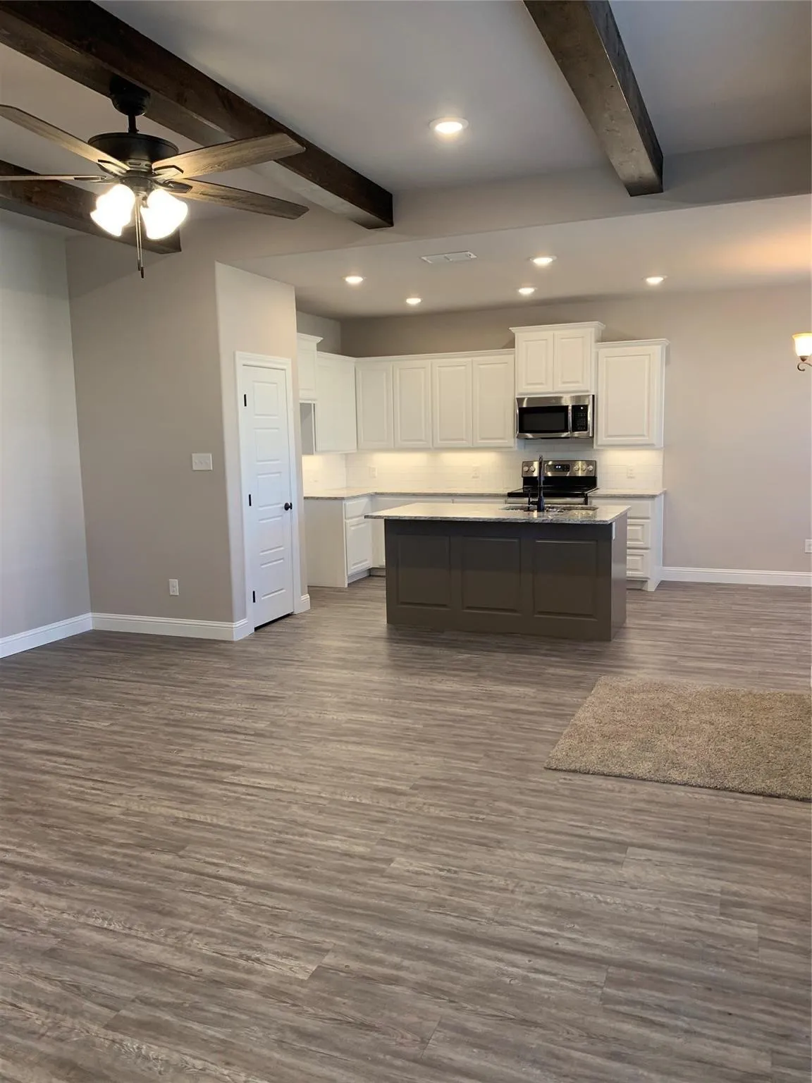 Single Family Residence For Rent in Taylor County , 250 Audra Circle, Abilene, Texas 79602, 4 Bedroom, 2 Bathroom, 2 Garage spaces, 1,753 Sqft, built in 2020, mls#21398299, Real Estate Agent in Abilene, Homes For Rent in Taylor county, Homes For Rent in Abilene, Realtor in Abilene Texas, Real Estate Brokerage Independent Realty Texas, Luminita Cordes Realtor