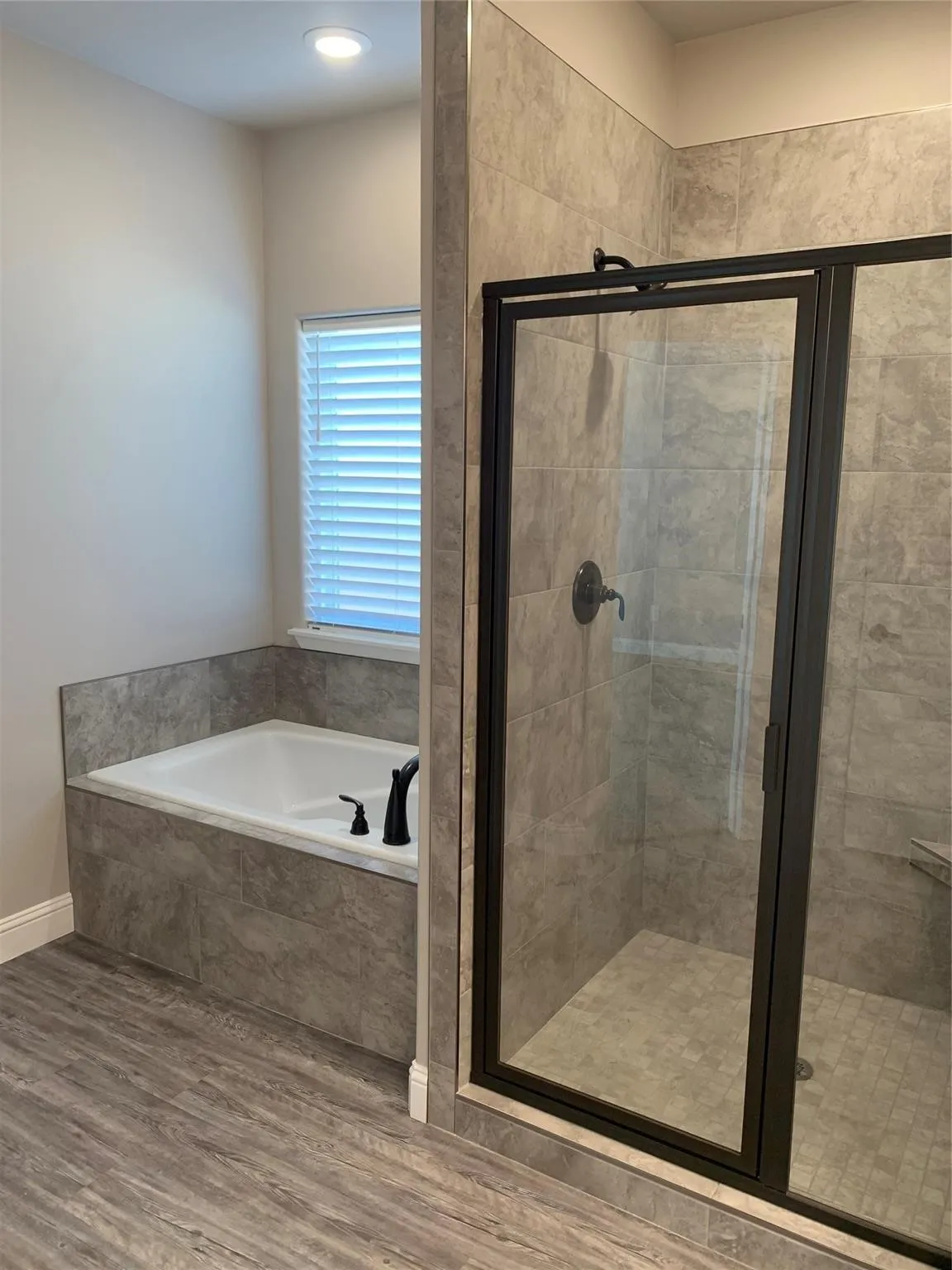 Single Family Residence For Rent in Taylor County , 250 Audra Circle, Abilene, Texas 79602, 4 Bedroom, 2 Bathroom, 2 Garage spaces, 1,753 Sqft, built in 2020, mls#21398299, Real Estate Agent in Abilene, Homes For Rent in Taylor county, Homes For Rent in Abilene, Realtor in Abilene Texas, Real Estate Brokerage Independent Realty Texas, Luminita Cordes Realtor