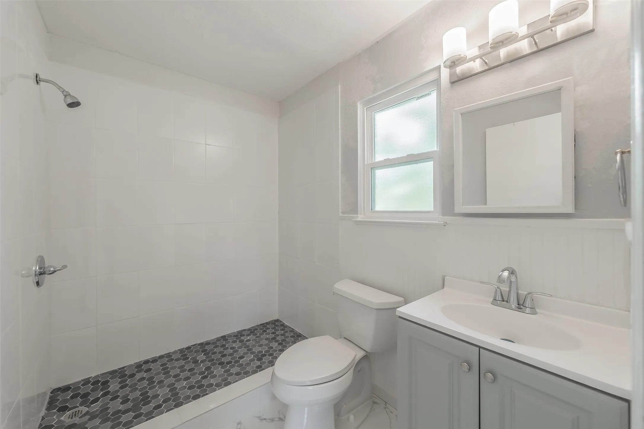 Single Family Residence For Rent in Tarrant County , 4920 Colorado Boulevard, North Richland Hills, Texas 76180, 3 Bedroom, 2 Bathroom, 1 Garage spaces, 1,410 Sqft, built in 1960, mls#21398782, Real Estate Agent in North Richland Hills, Homes For Rent in Tarrant county, Homes For Rent in North Richland Hills, Realtor in North Richland Hills Texas, Real Estate Brokerage Independent Realty Texas, Luminita Cordes Realtor