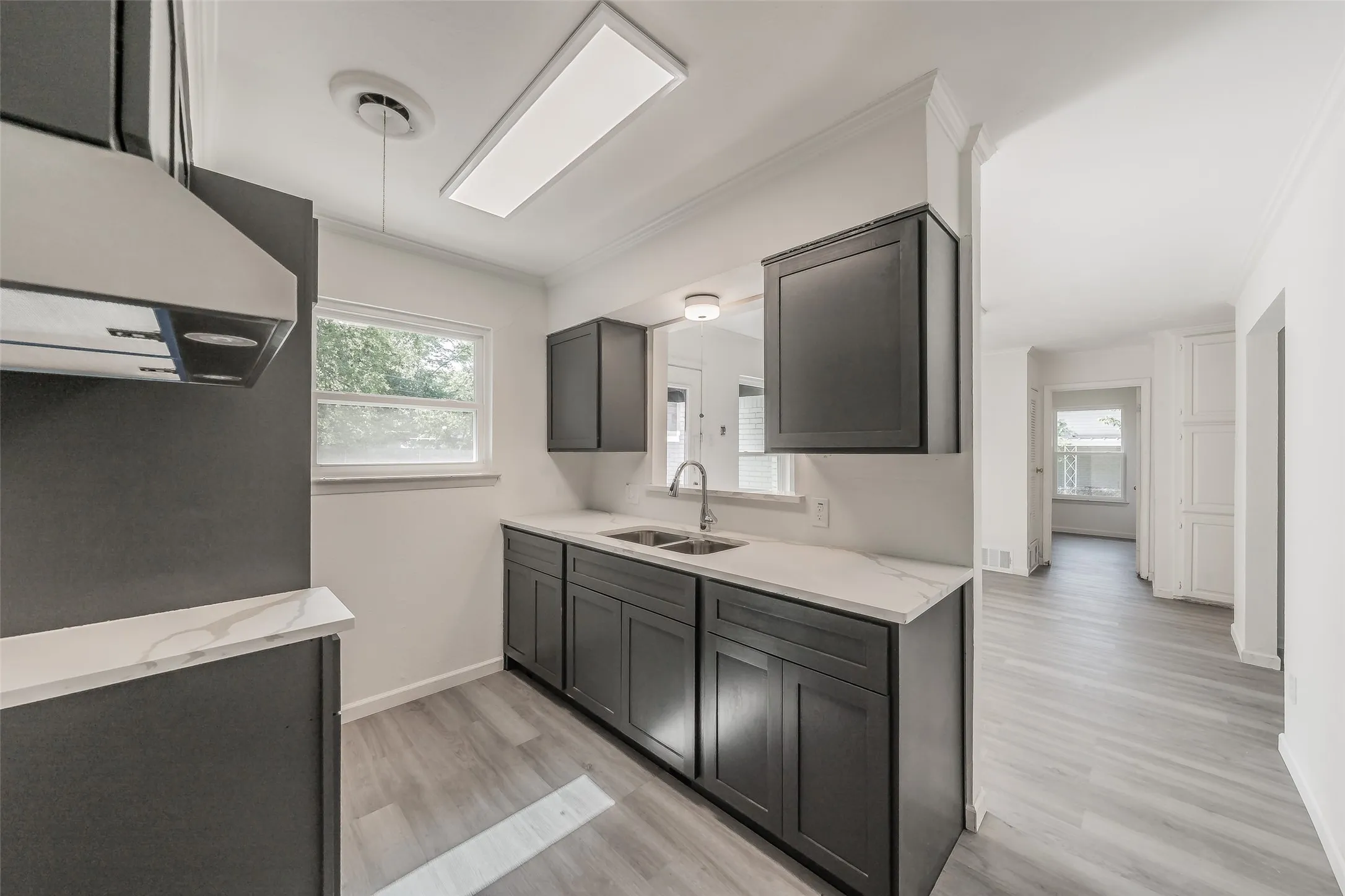 Single Family Residence For Rent in Tarrant County , 4920 Colorado Boulevard, North Richland Hills, Texas 76180, 3 Bedroom, 2 Bathroom, 1 Garage spaces, 1,410 Sqft, built in 1960, mls#21398782, Real Estate Agent in North Richland Hills, Homes For Rent in Tarrant county, Homes For Rent in North Richland Hills, Realtor in North Richland Hills Texas, Real Estate Brokerage Independent Realty Texas, Luminita Cordes Realtor