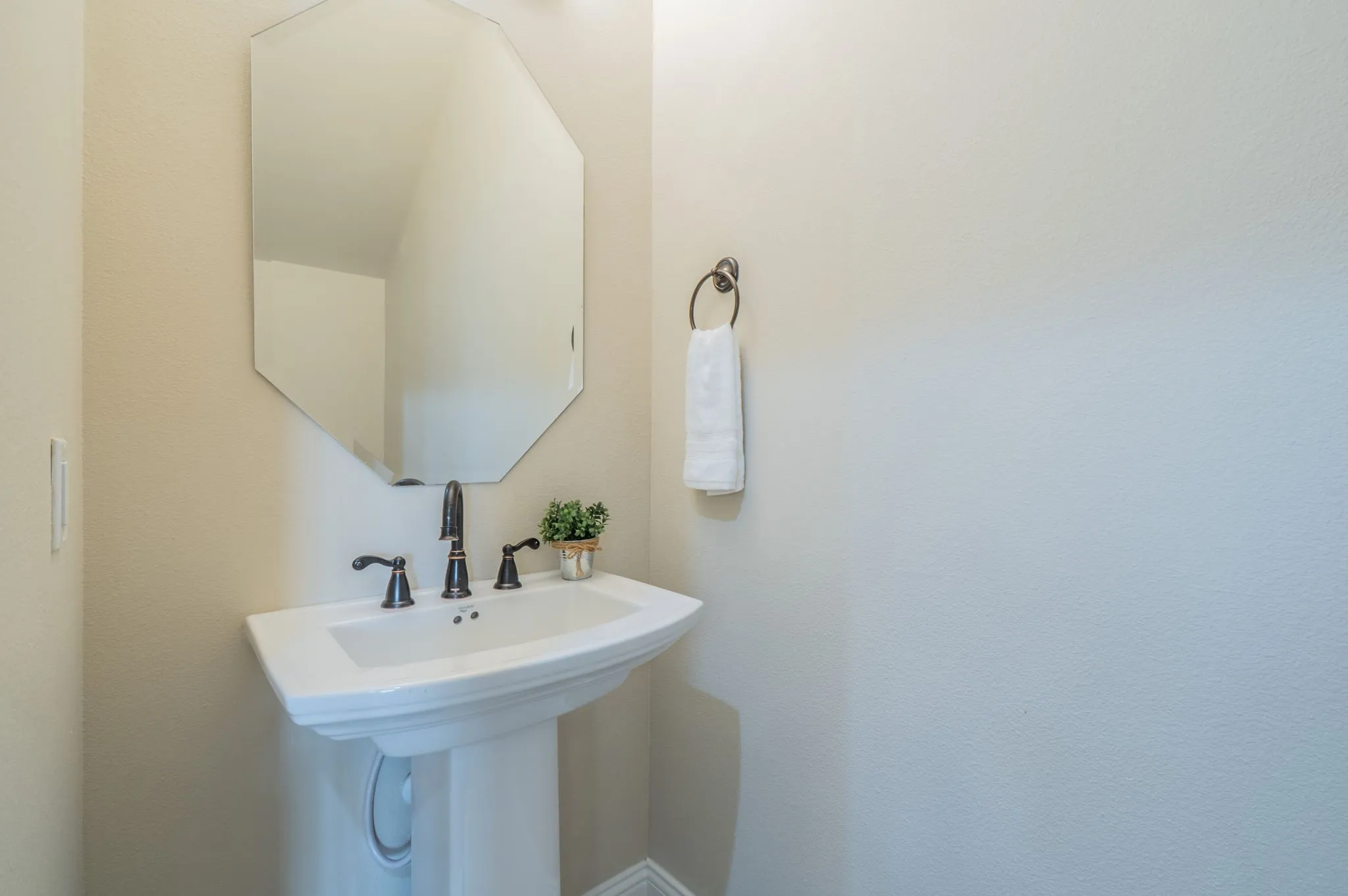 Half bath on 1st Floor