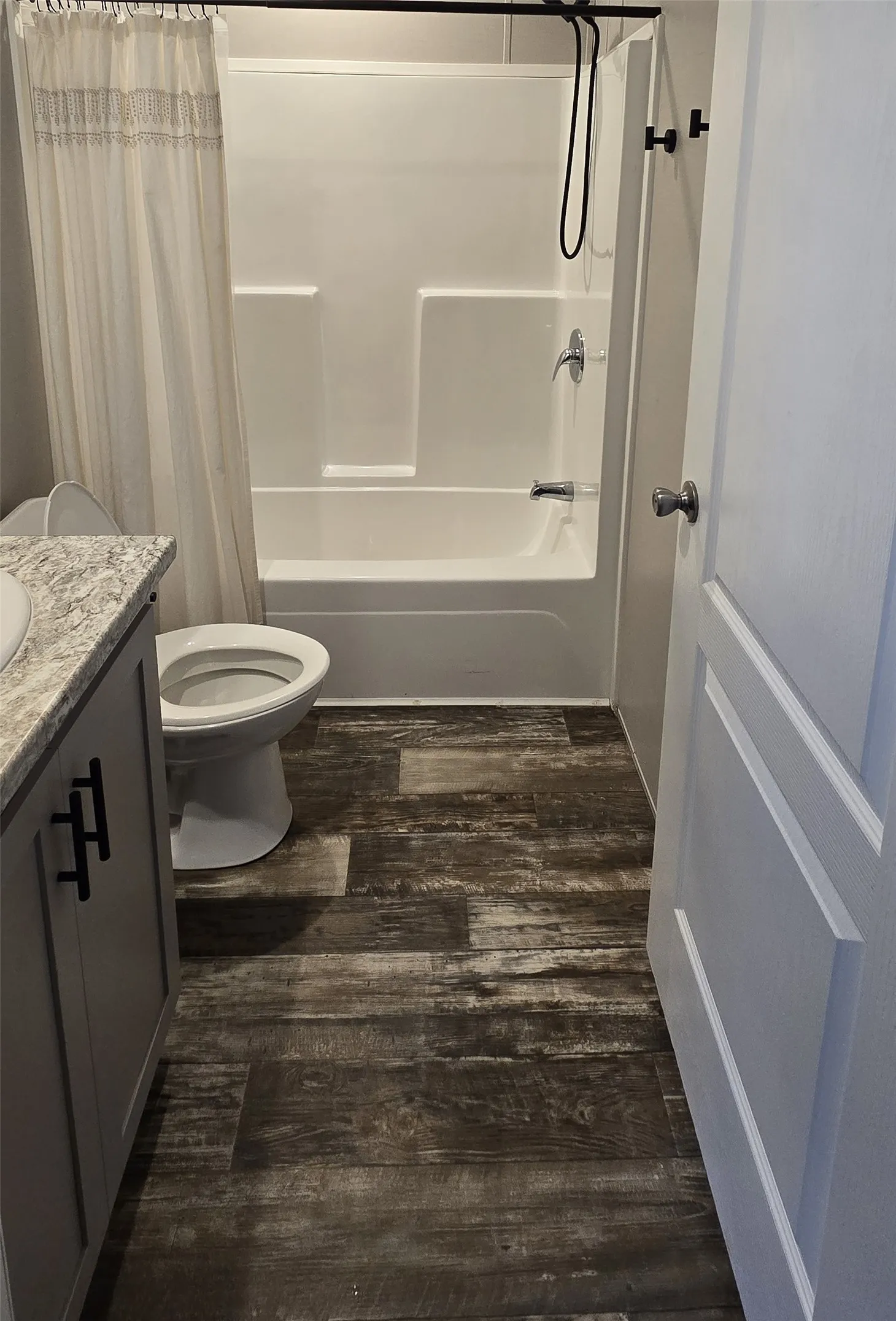 Mobile Home For Sale in Parker County , 6033 Hidden Circle, Azle, Texas 76020, 3 Bedroom, 2 Bathroom, Garage spaces, 1,153 Sqft, built in 2022, mls#21398753, Real Estate Agent in Azle, Homes For Sale in Parker county, Homes For Sale in Azle, Realtor in Azle Texas, Real Estate Brokerage Independent Realty Texas, Luminita Cordes Realtor