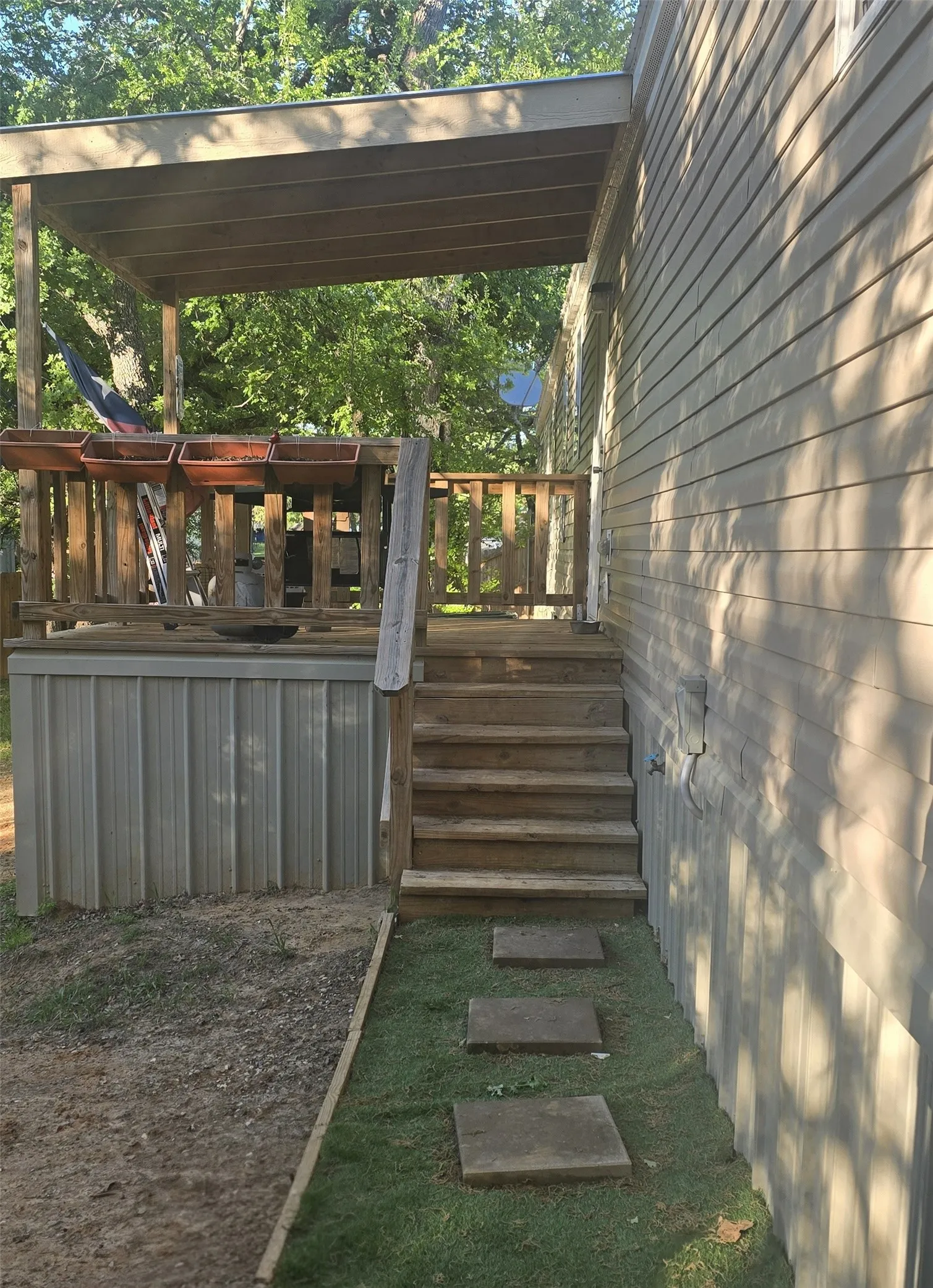 Mobile Home For Sale in Parker County , 6033 Hidden Circle, Azle, Texas 76020, 3 Bedroom, 2 Bathroom, Garage spaces, 1,153 Sqft, built in 2022, mls#21398753, Real Estate Agent in Azle, Homes For Sale in Parker county, Homes For Sale in Azle, Realtor in Azle Texas, Real Estate Brokerage Independent Realty Texas, Luminita Cordes Realtor
