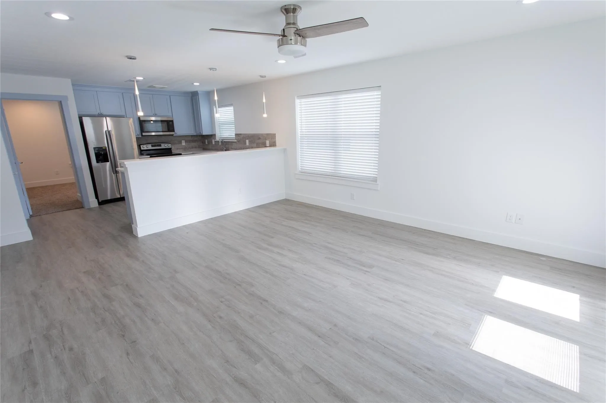 Duplex For Rent in Tarrant County , 3220 Forest Park Boulevard, Fort Worth, Texas 76110, 5 Bedroom, 5 Bathroom, Garage spaces, 4,800 Sqft, built in 2021, mls#21398756, Real Estate Agent in Fort Worth, Homes For Rent in Tarrant county, Homes For Rent in Fort Worth, Realtor in Fort Worth Texas, Real Estate Brokerage Independent Realty Texas, Luminita Cordes Realtor