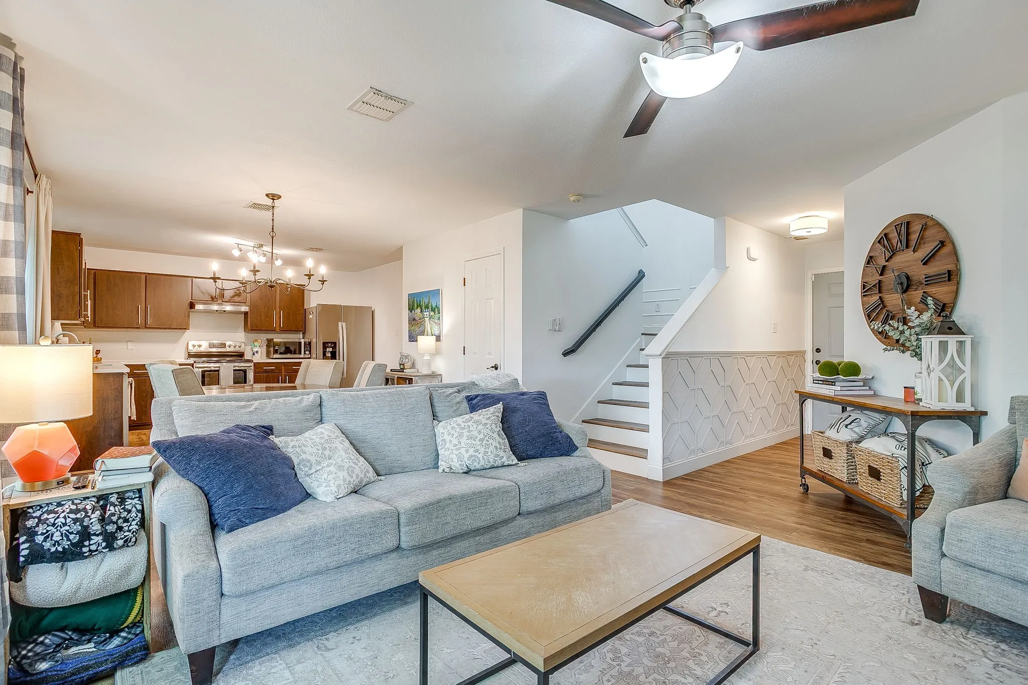 Single Family Residence For Sale in Denton County , 2201 Northway, Denton, Texas 76207, 3 Bedroom, 3 Bathroom, 2 Garage spaces, 1,585 Sqft, built in 2001, mls#21398784, Real Estate Agent in Denton, Homes For Sale in Denton county, Homes For Sale in Denton, Realtor in Denton Texas, Real Estate Brokerage Independent Realty Texas, Luminita Cordes Realtor