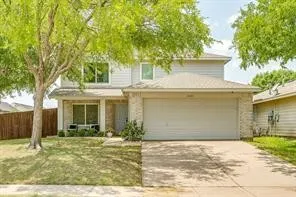 Single Family Residence For Sale in Denton County , 2201 Northway, Denton, Texas 76207, 3 Bedroom, 3 Bathroom, 2 Garage spaces, 1,585 Sqft, built in 2001, mls#21398784, Real Estate Agent in Denton, Homes For Sale in Denton county, Homes For Sale in Denton, Realtor in Denton Texas, Real Estate Brokerage Independent Realty Texas, Luminita Cordes Realtor