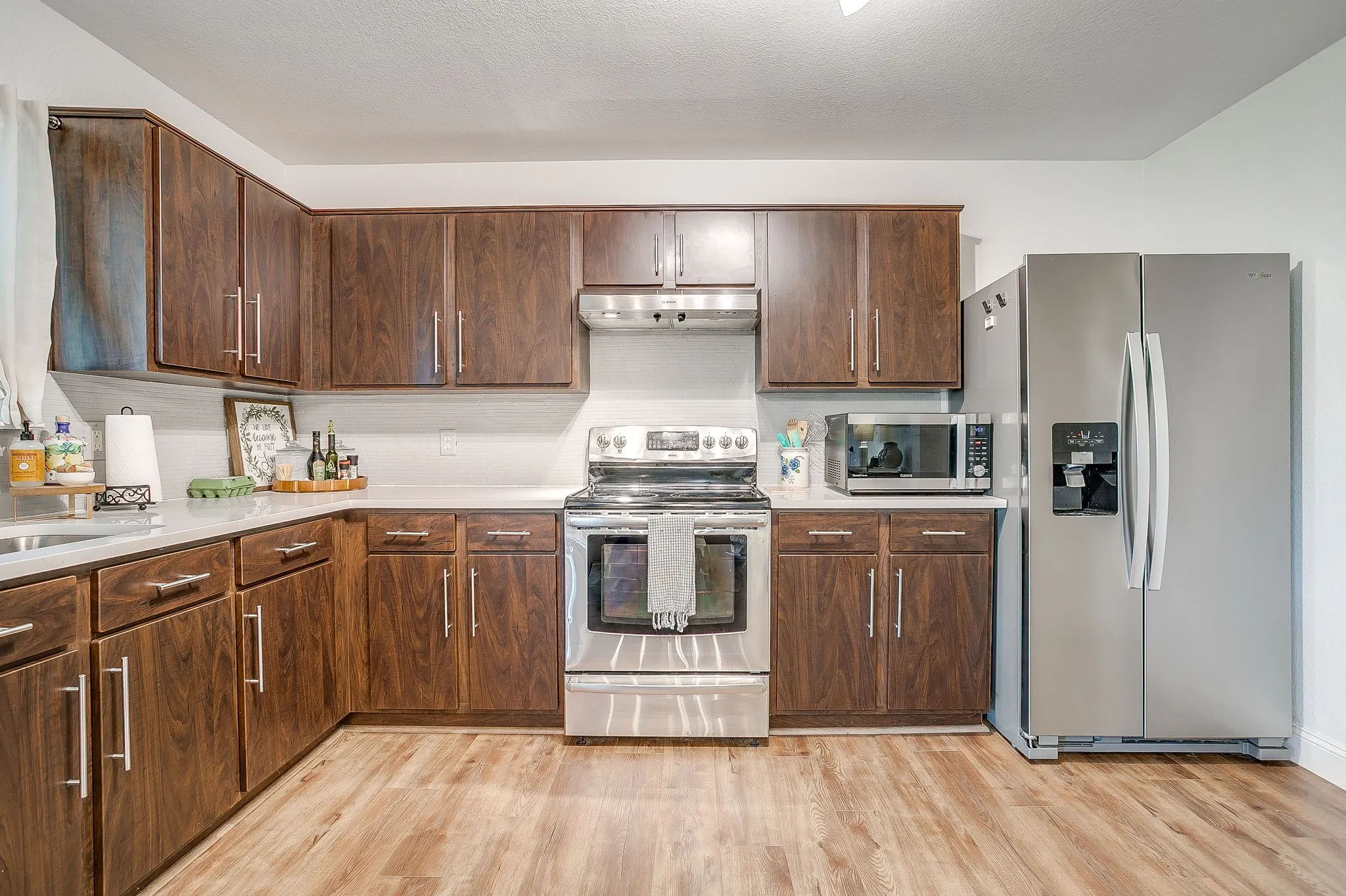 Single Family Residence For Sale in Denton County , 2201 Northway, Denton, Texas 76207, 3 Bedroom, 3 Bathroom, 2 Garage spaces, 1,585 Sqft, built in 2001, mls#21398784, Real Estate Agent in Denton, Homes For Sale in Denton county, Homes For Sale in Denton, Realtor in Denton Texas, Real Estate Brokerage Independent Realty Texas, Luminita Cordes Realtor