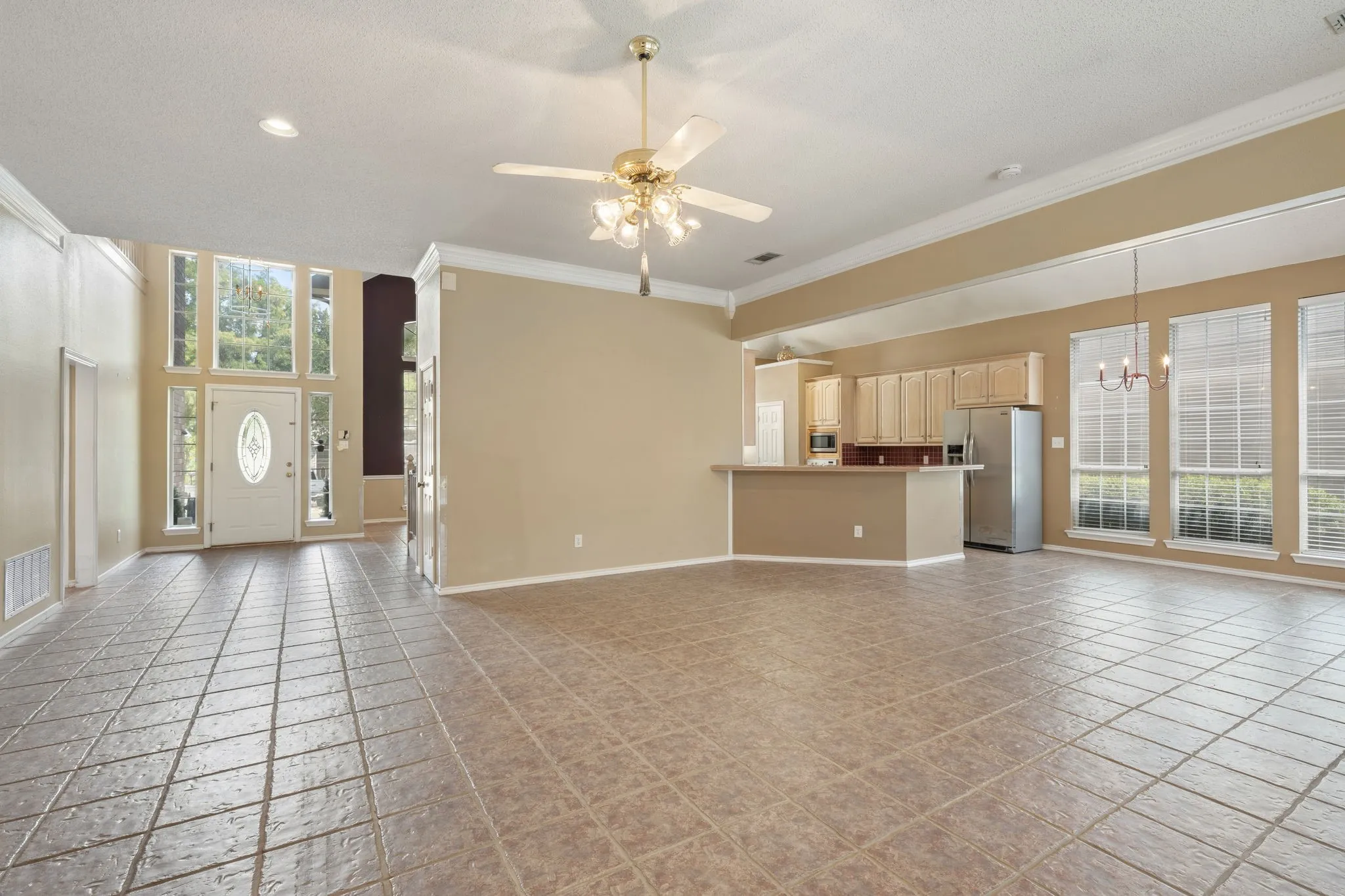 Single Family Residence For Sale in Rockwall County , 4609 Scenic Drive, Rowlett, Texas 75088, 4 Bedroom, 3 Bathroom, 2 Garage spaces, 3,001 Sqft, built in 1992, mls#21398822, Real Estate Agent in Rowlett, Homes For Sale in Rockwall county, Homes For Sale in Rowlett, Realtor in Rowlett Texas, Real Estate Brokerage Independent Realty Texas, Luminita Cordes Realtor