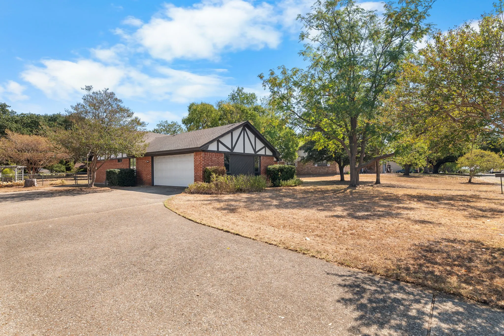 Single Family Residence For Sale in Mc Lennan County , 544 Jason Street, Robinson, Texas 76706, 4 Bedroom, 2 Bathroom, 2 Garage spaces, 1,911 Sqft, built in 1982, mls#21398179, Real Estate Agent in Robinson, Homes For Sale in Mc Lennan county, Homes For Sale in Robinson, Realtor in Robinson Texas, Real Estate Brokerage Independent Realty Texas, Luminita Cordes Realtor