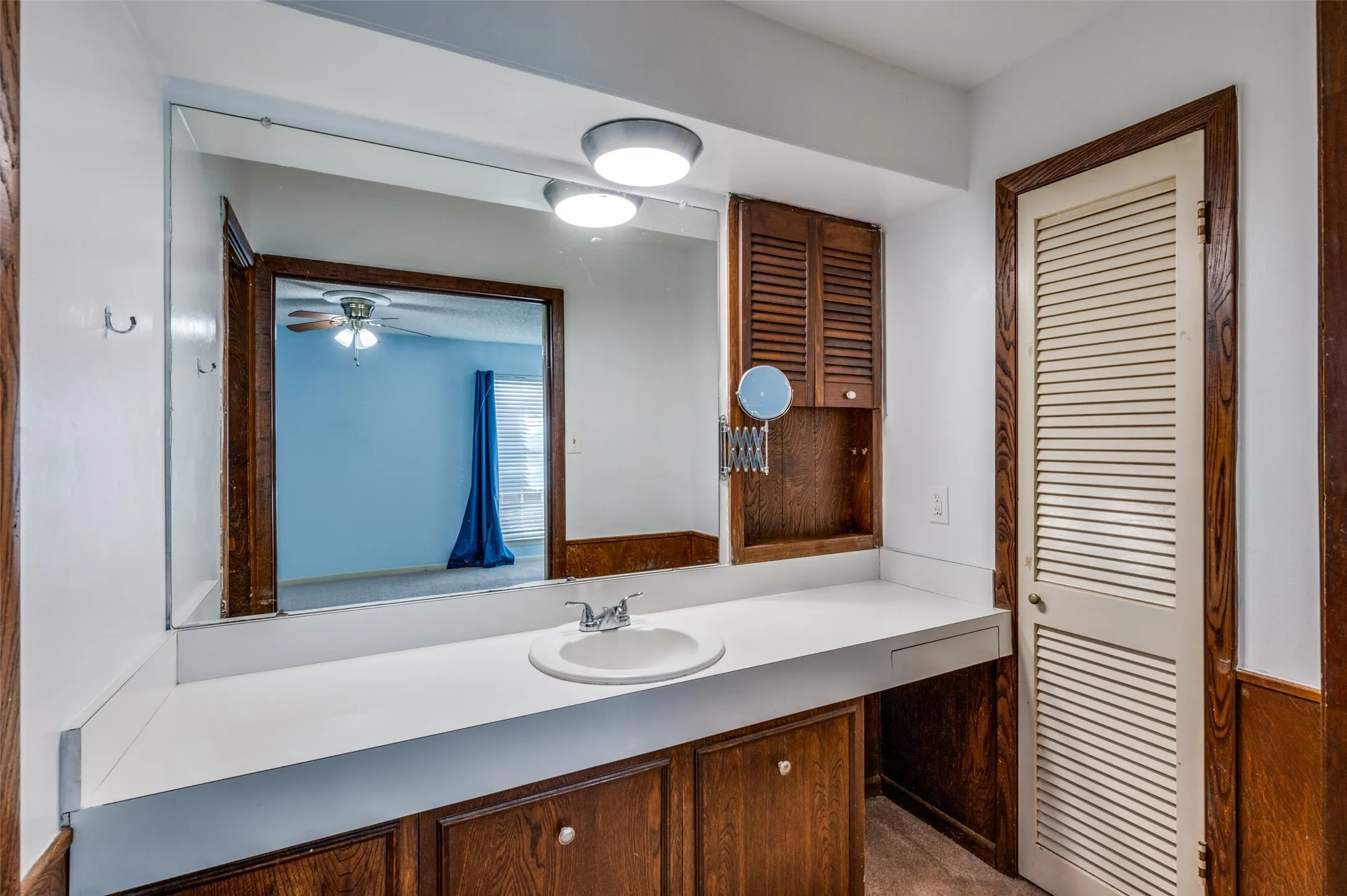 Single Family Residence For Rent in Tarrant County , 3406 Halifax Drive, Arlington, Texas 76013, 3 Bedroom, 2 Bathroom, Garage spaces, 1,696 Sqft, built in 1965, mls#21398826, Real Estate Agent in Arlington, Homes For Rent in Tarrant county, Homes For Rent in Arlington, Realtor in Arlington Texas, Real Estate Brokerage Independent Realty Texas, Luminita Cordes Realtor