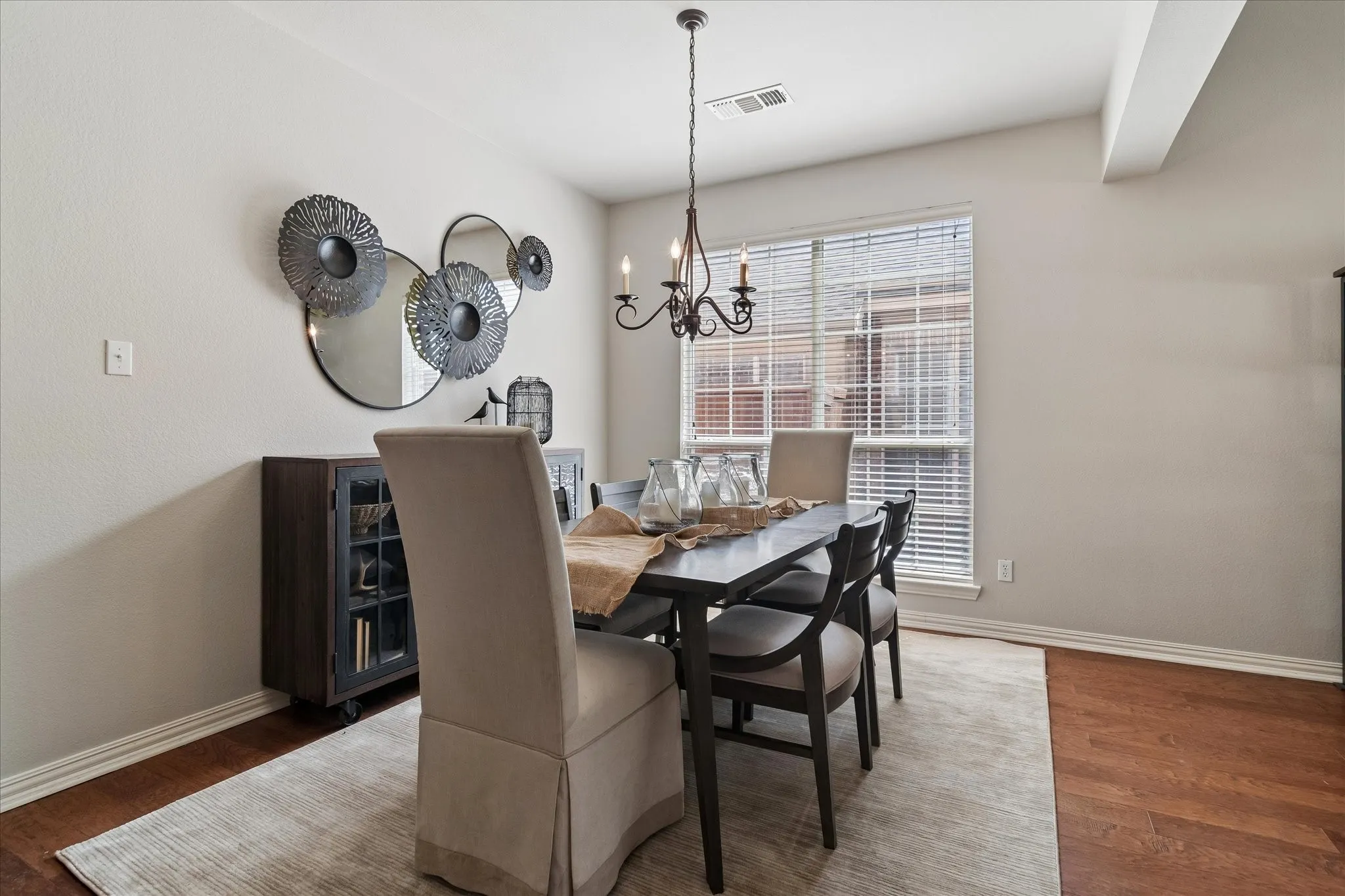 Single Family Residence For Sale in Collin County , 417 Rock Ridge Way, Mc Kinney, Texas 75072, 4 Bedroom, 4 Bathroom, 2 Garage spaces, 2,314 Sqft, built in 2001, mls#21398843, Real Estate Agent in Mc Kinney, Homes For Sale in Collin county, Homes For Sale in Mc Kinney, Realtor in Mc Kinney Texas, Real Estate Brokerage Independent Realty Texas, Luminita Cordes Realtor